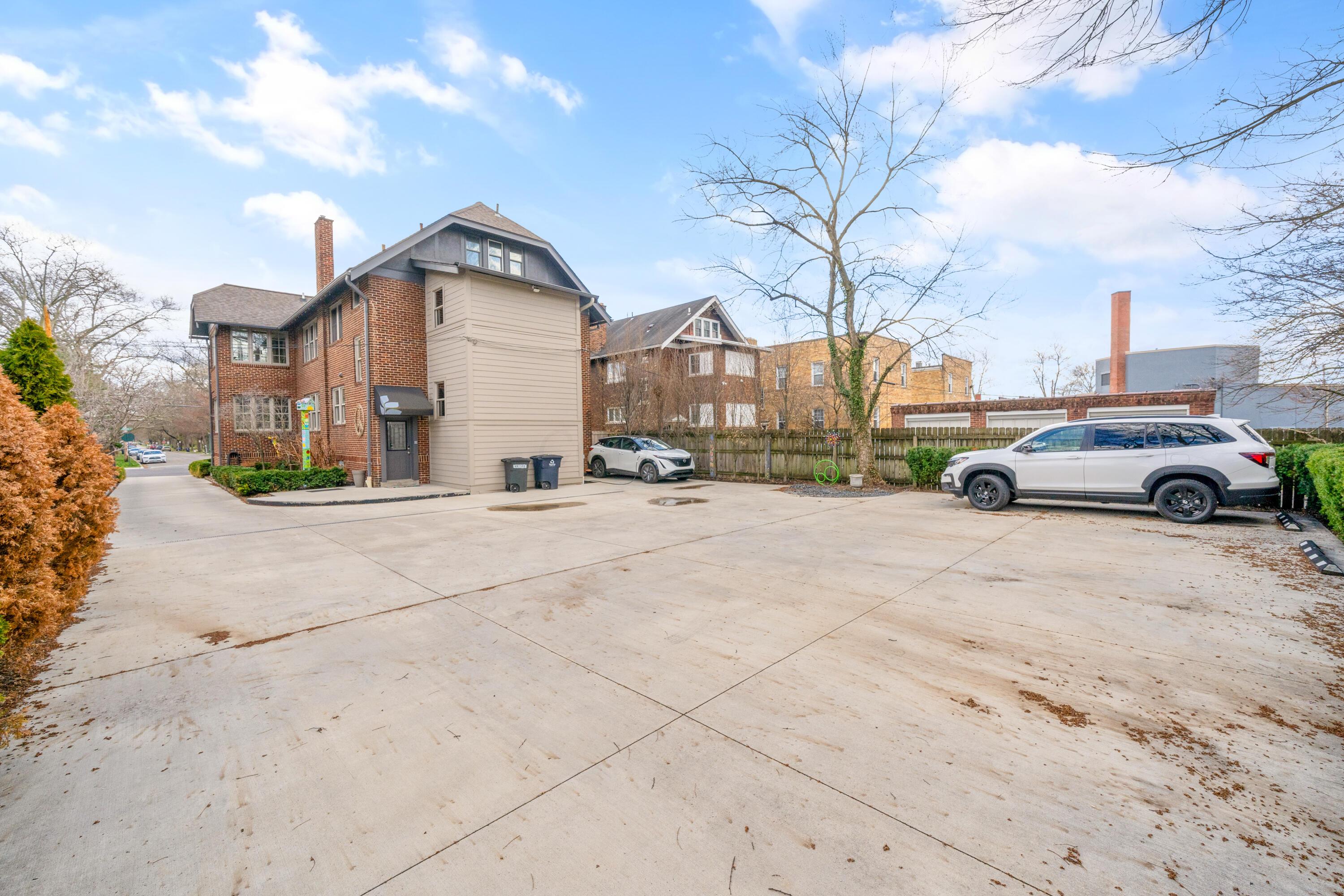 519 S Drexel Avenue Property Photo 68