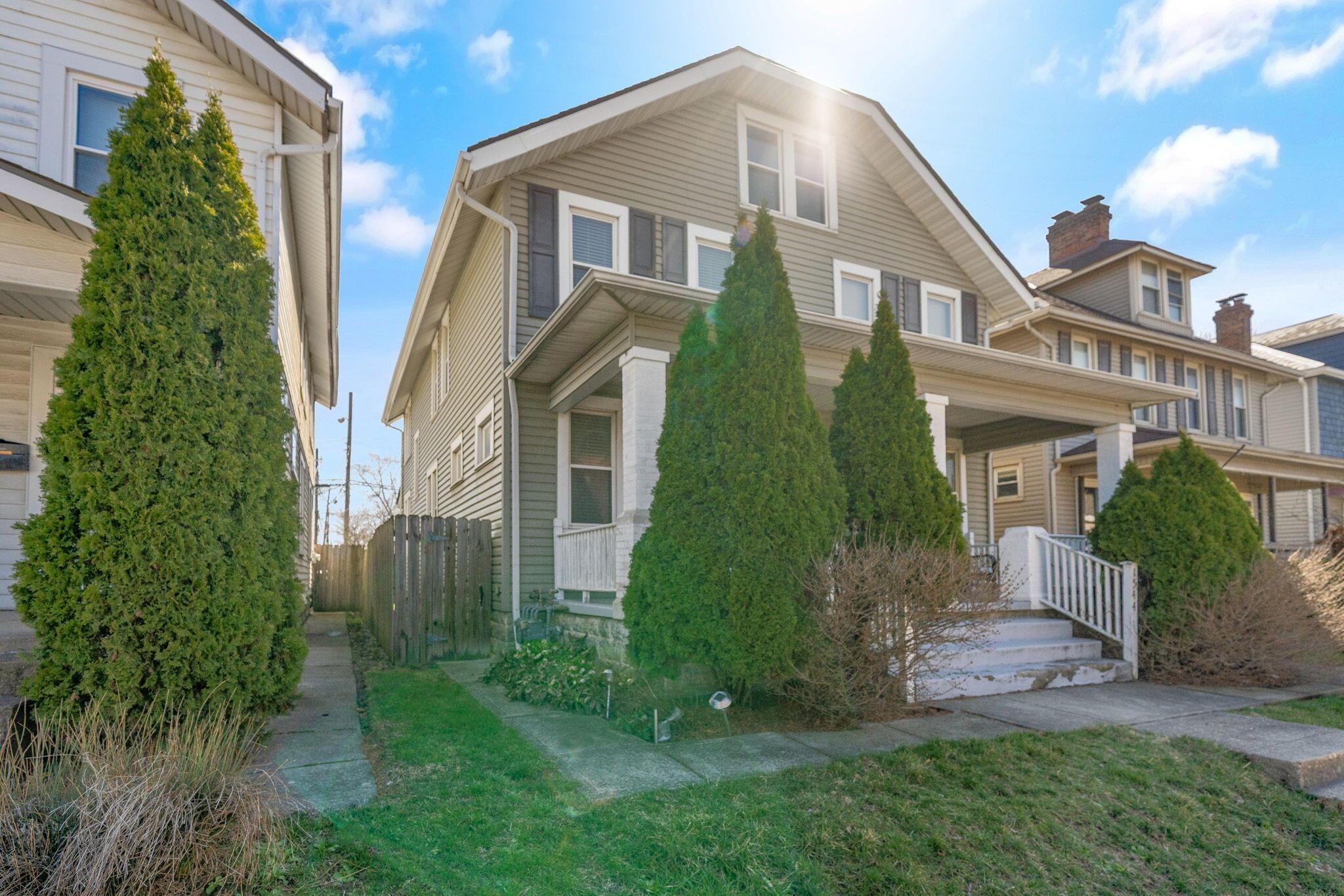 1542 S 4th Street Property Photo 2