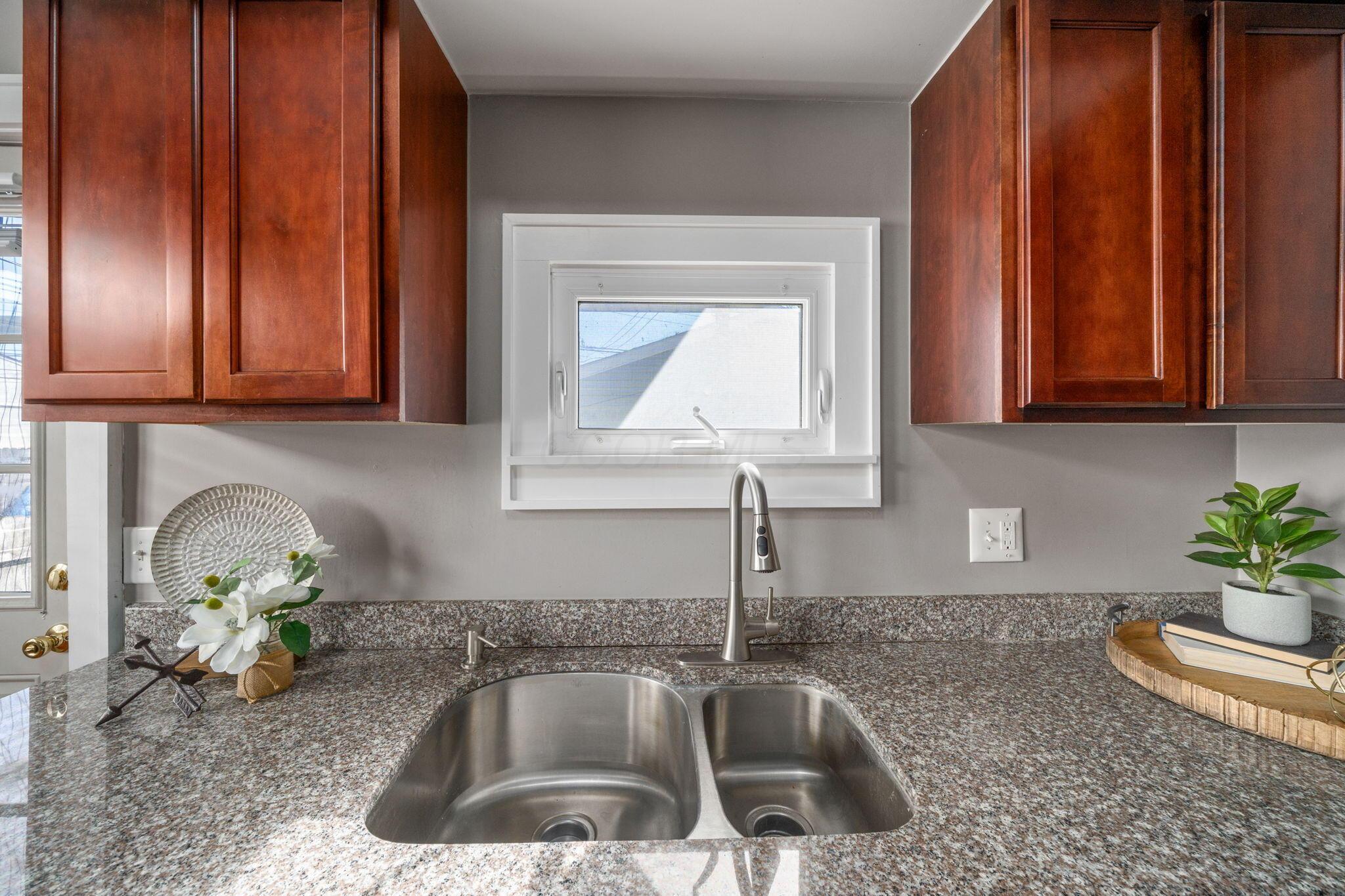 1542 S 4th Street Property Photo 15