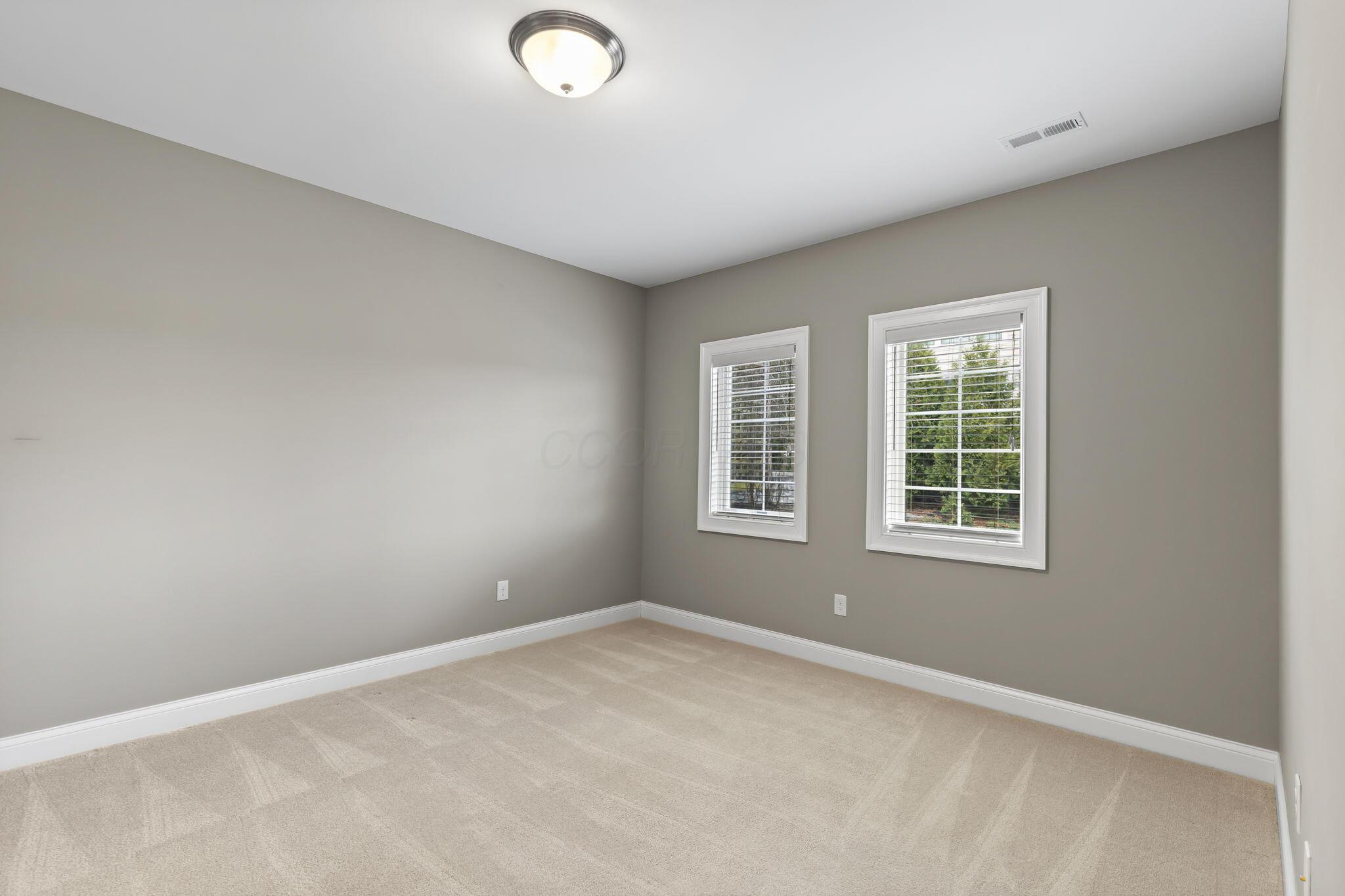 1462 Dogwood Loop Property Photo 36