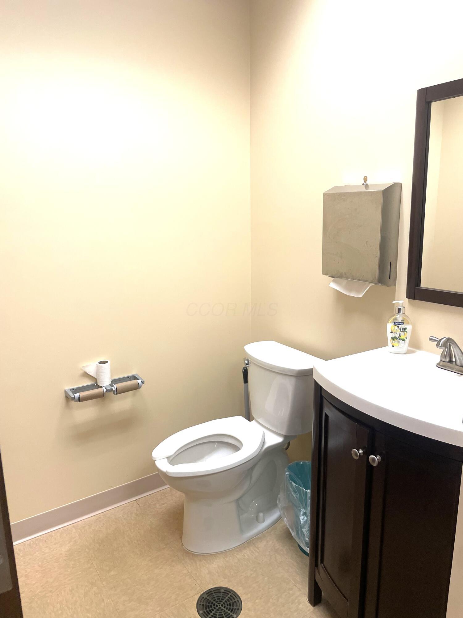 6850 Perimeter Drive Property Photo 26