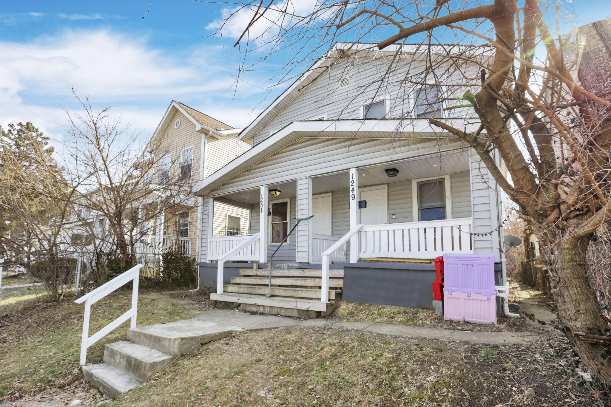 1249-1251 E 15th Avenue Property Photo 3