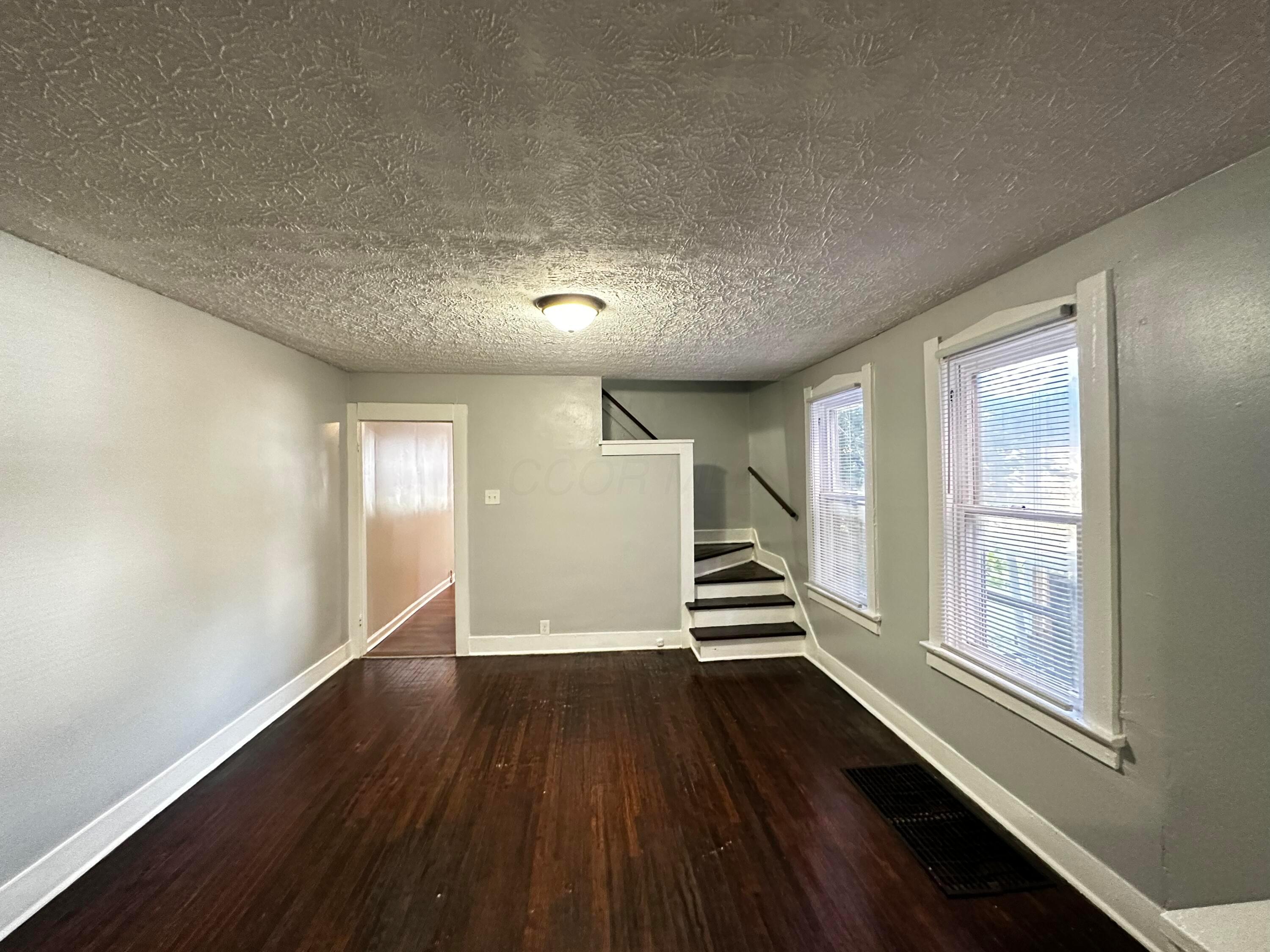 1249-1251 E 15th Avenue Property Photo 12