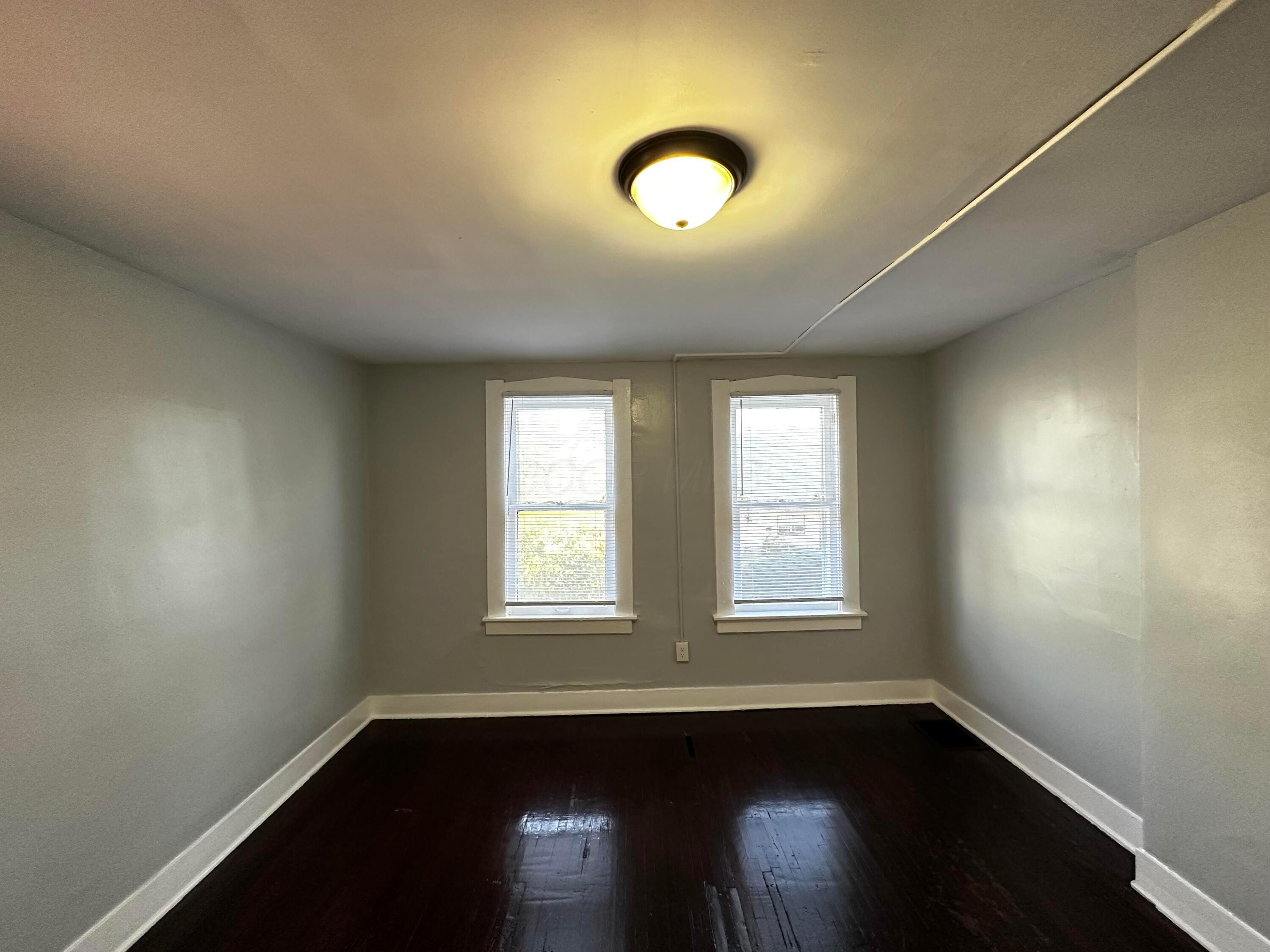 1249-1251 E 15th Avenue Property Photo 23