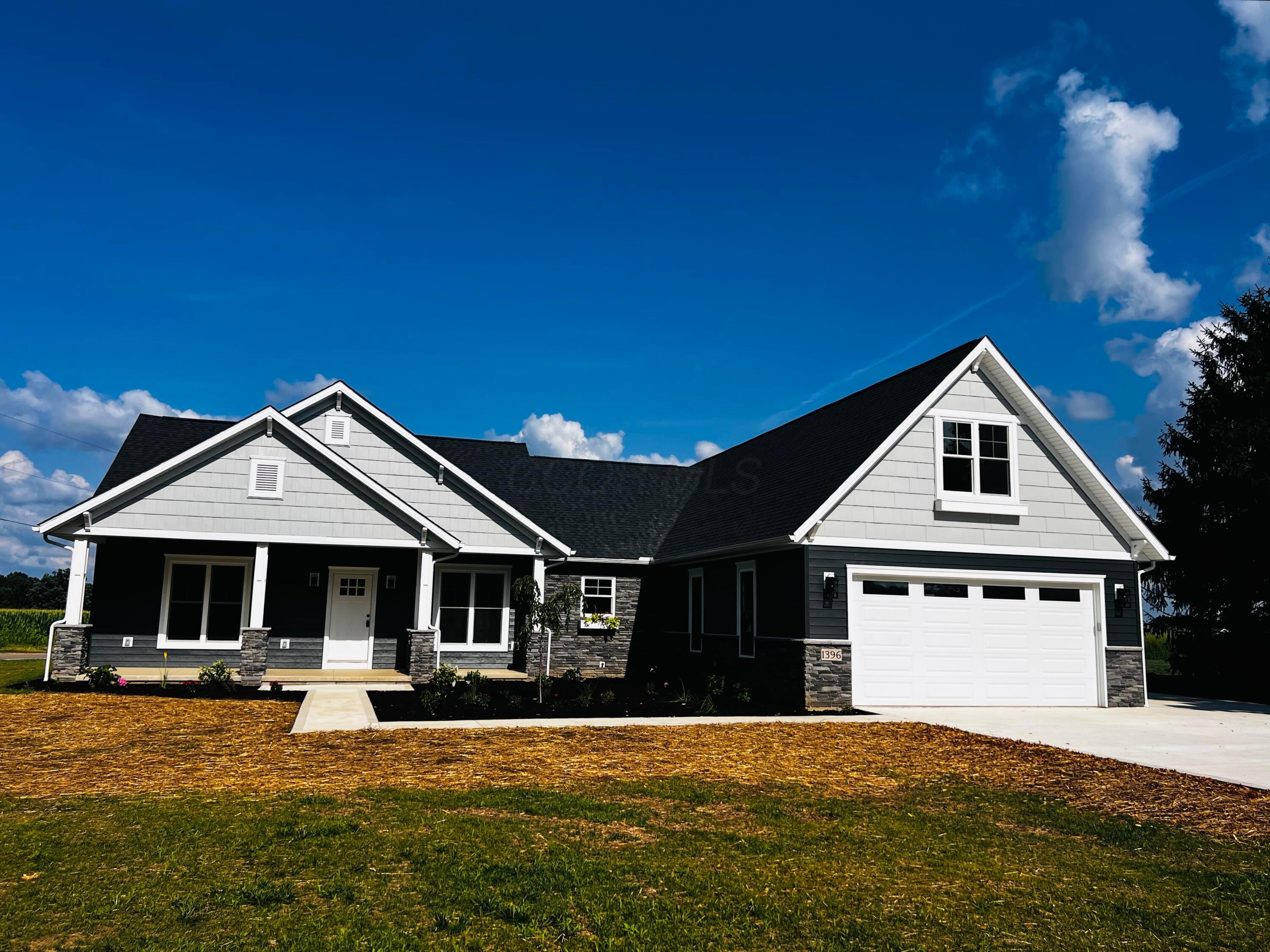1396 Greenbrier Drive Property Photo 1