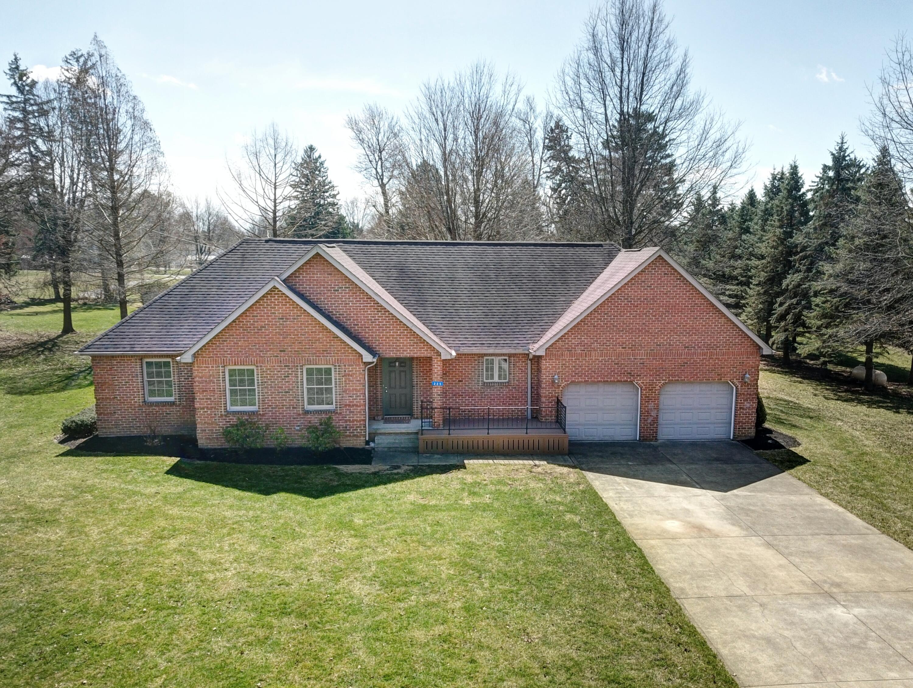 225 Buckeye Road Property Photo