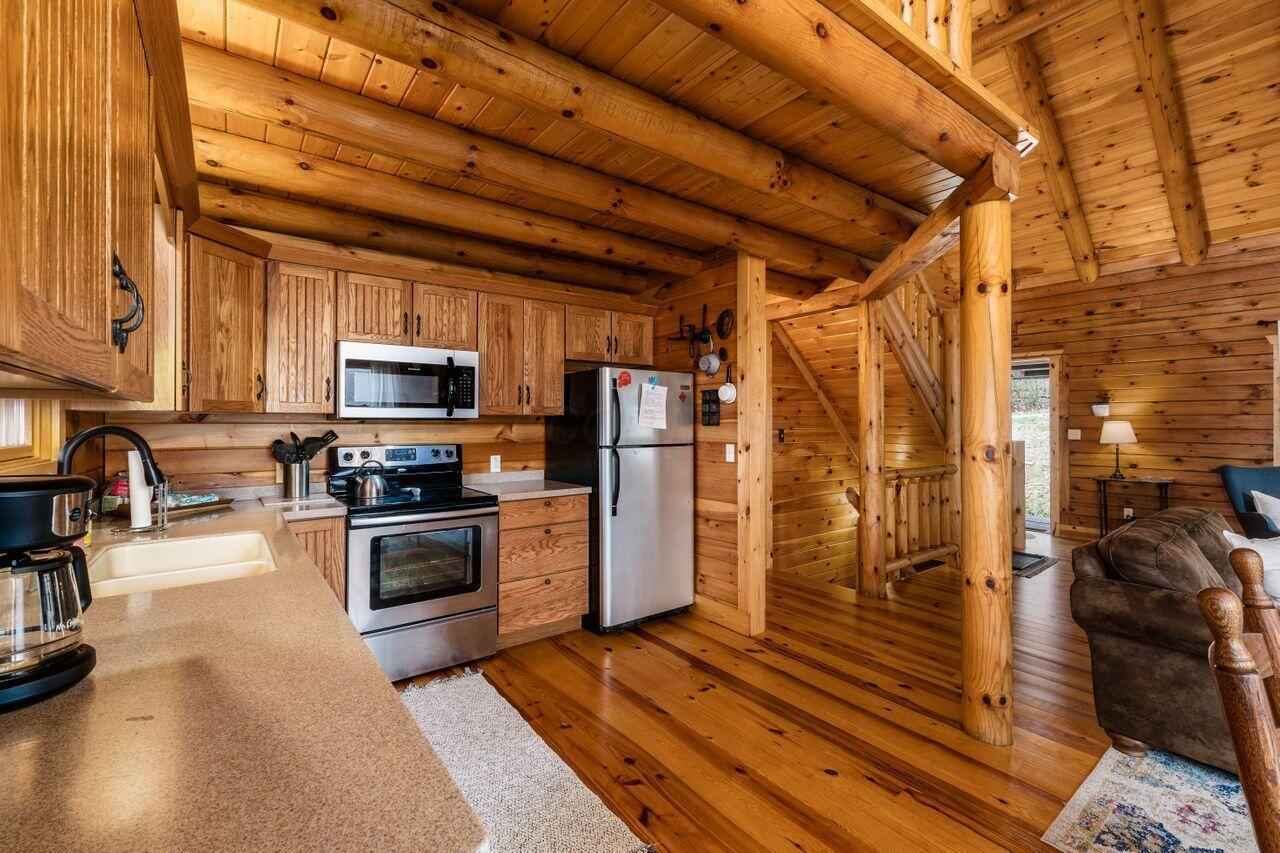 26063 Twin Falls Property Photo 14