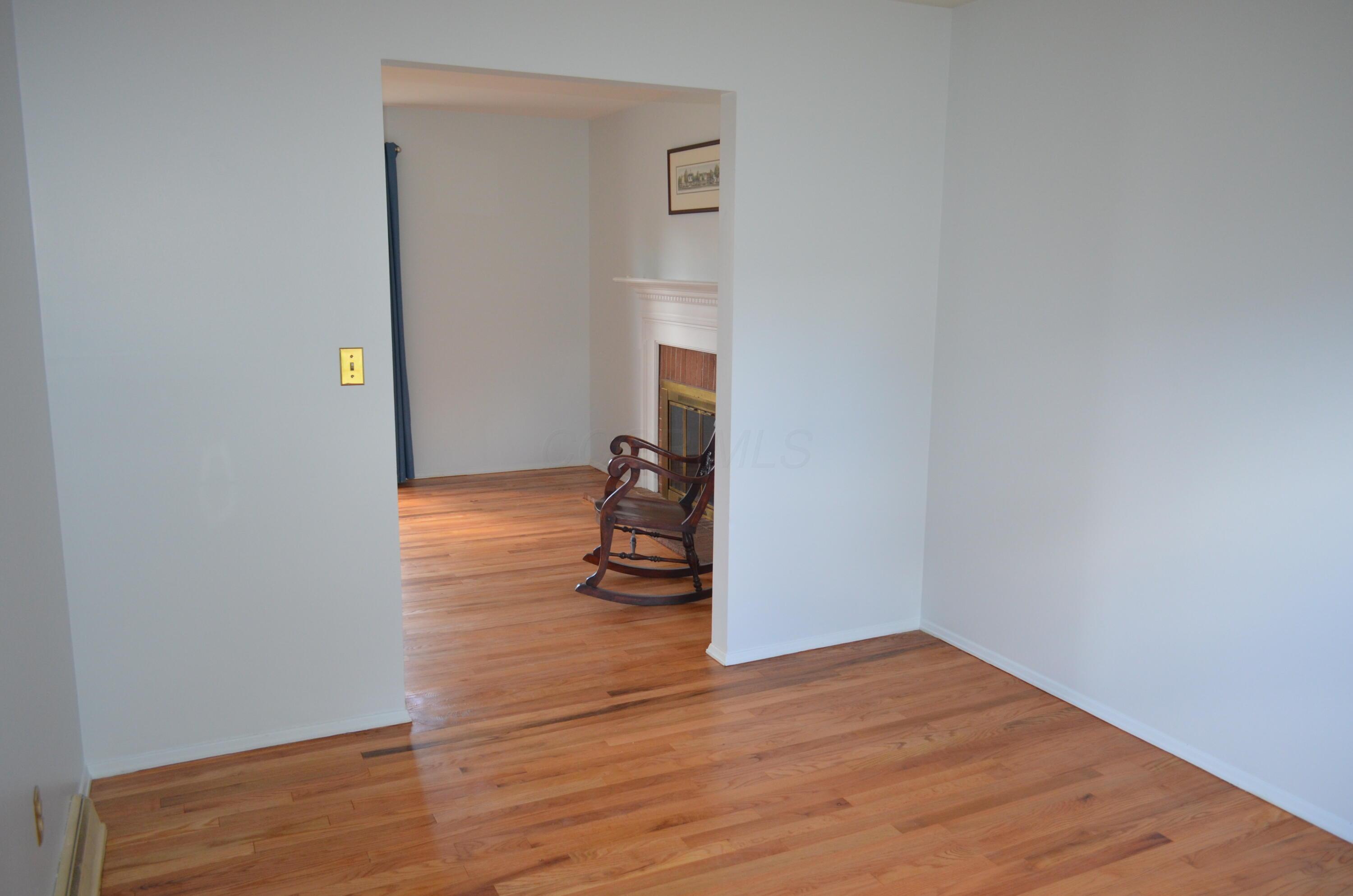 6876 Bowerman Street E Property Photo 6