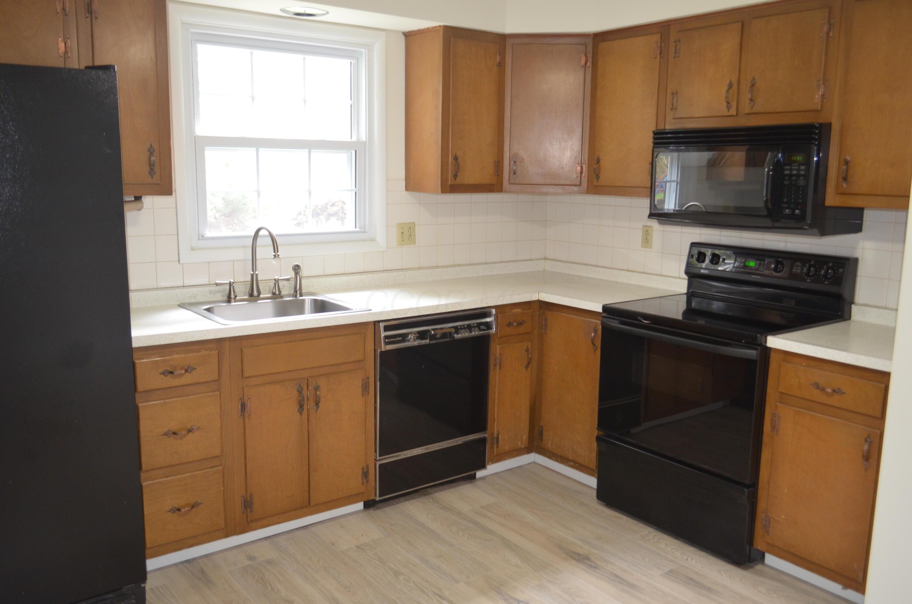 6876 Bowerman Street E Property Photo 10