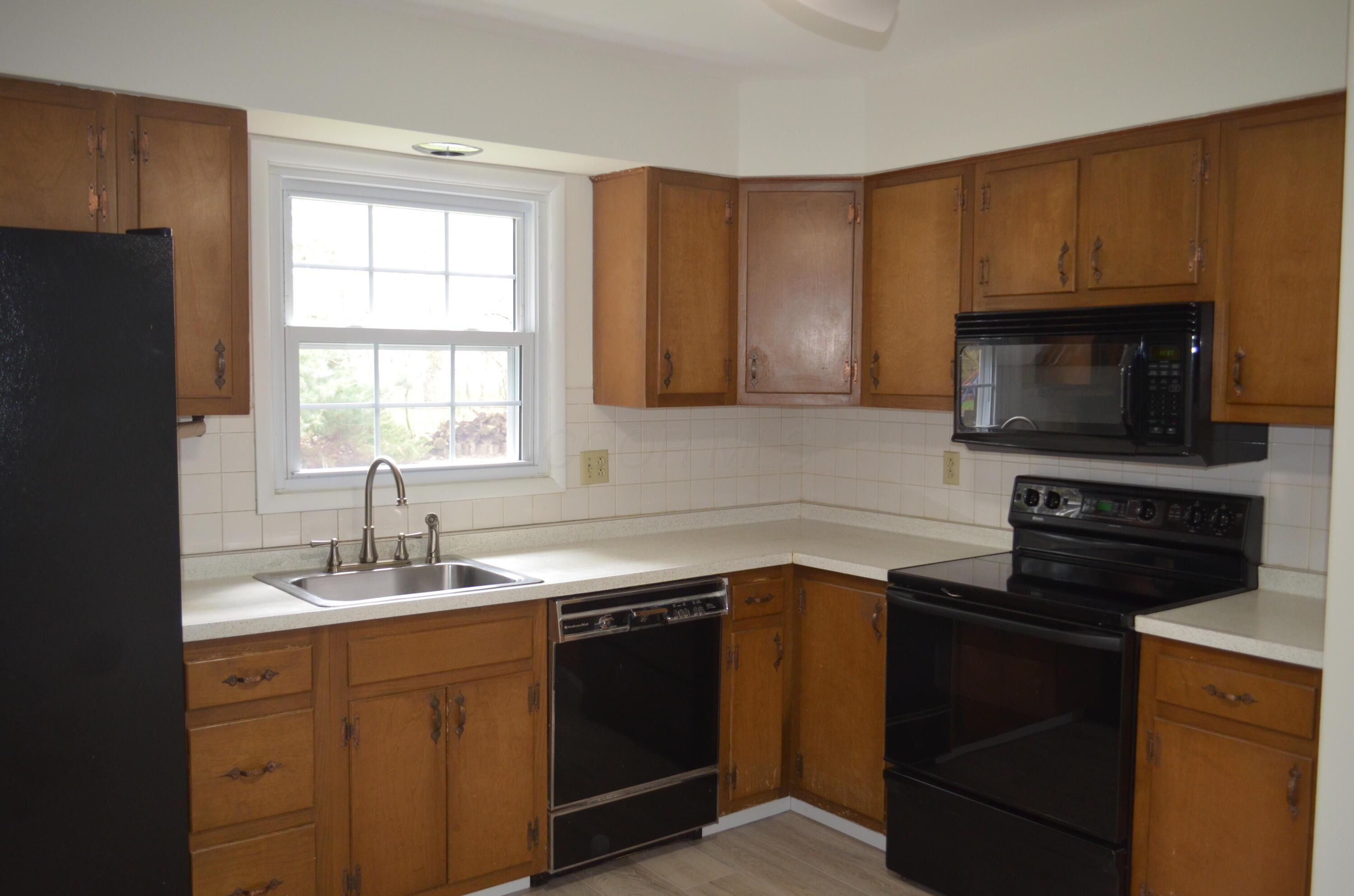 6876 Bowerman Street E Property Photo 11