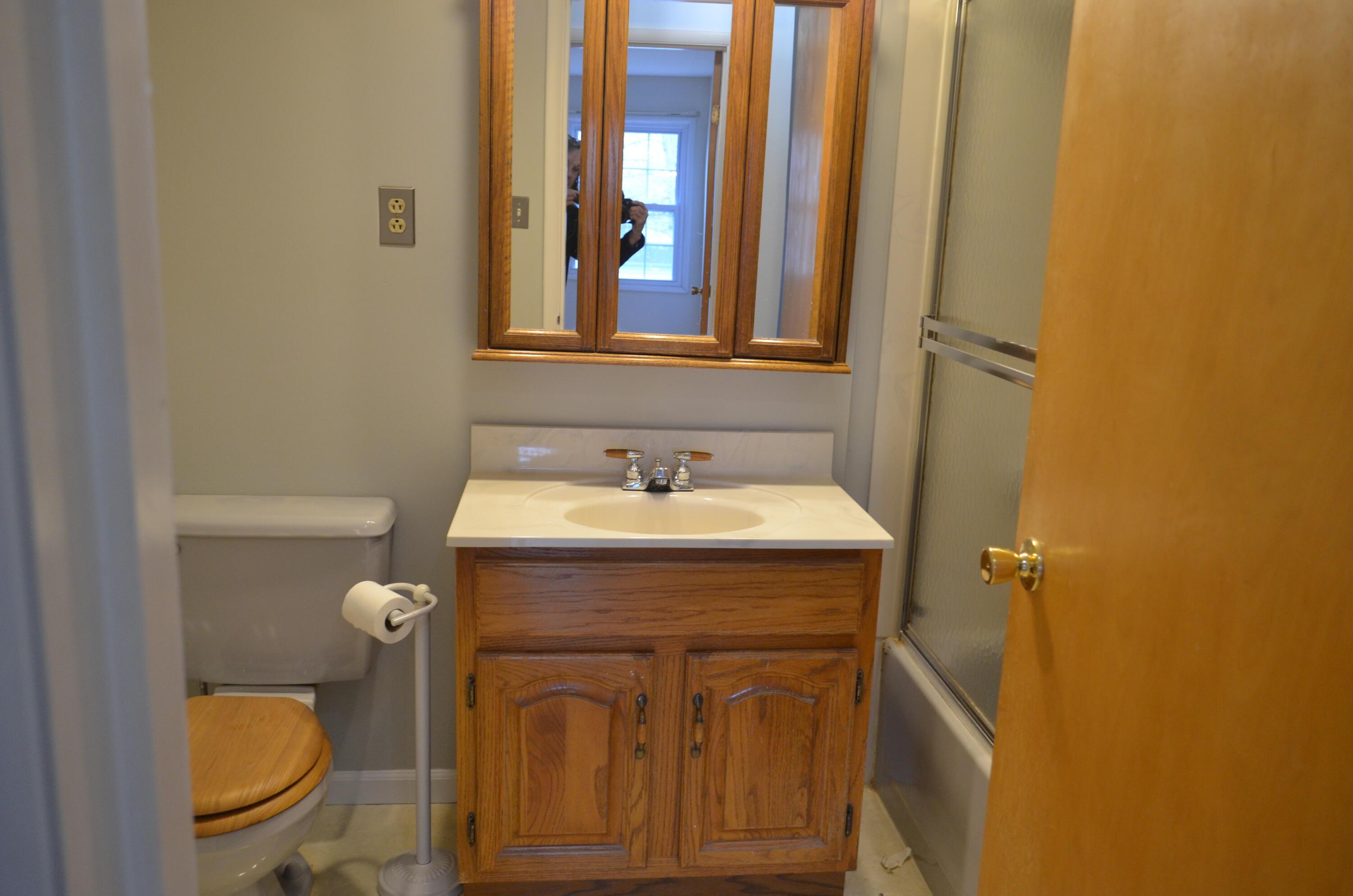 6876 Bowerman Street E Property Photo 21