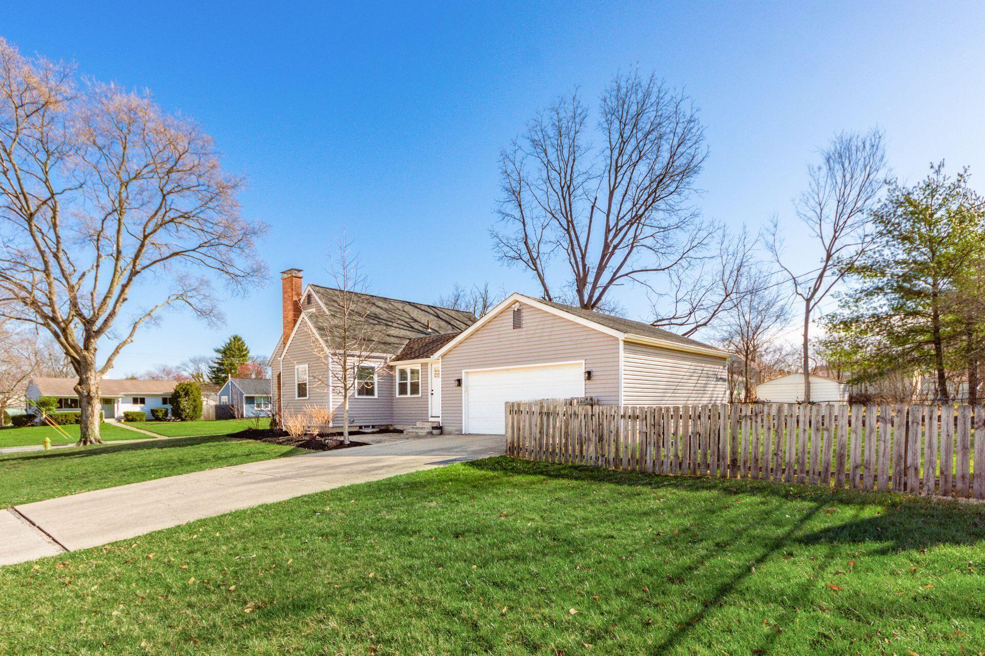 2565 Bristol Road Property Photo 2