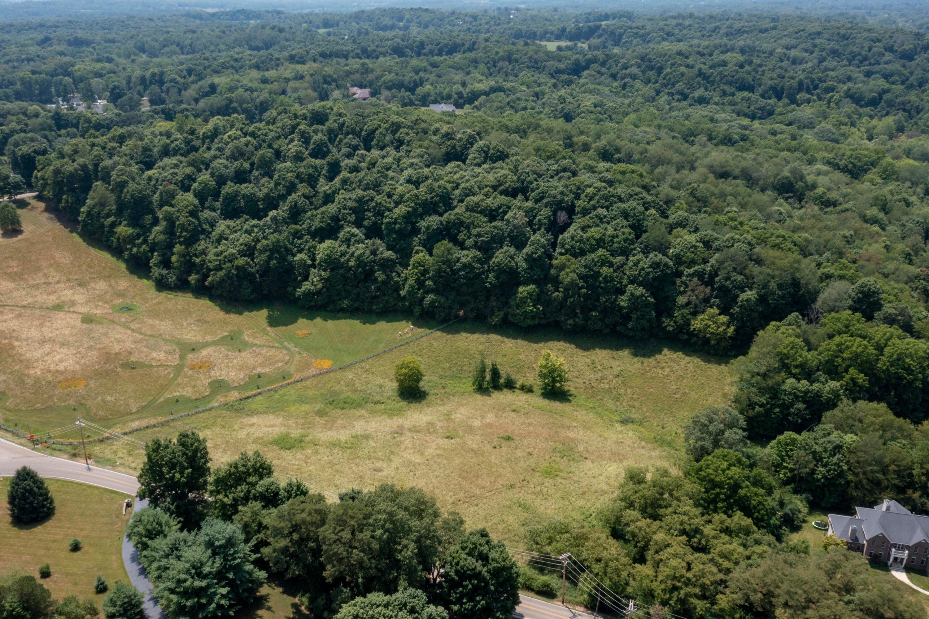 1880 River Road Property Photo 14