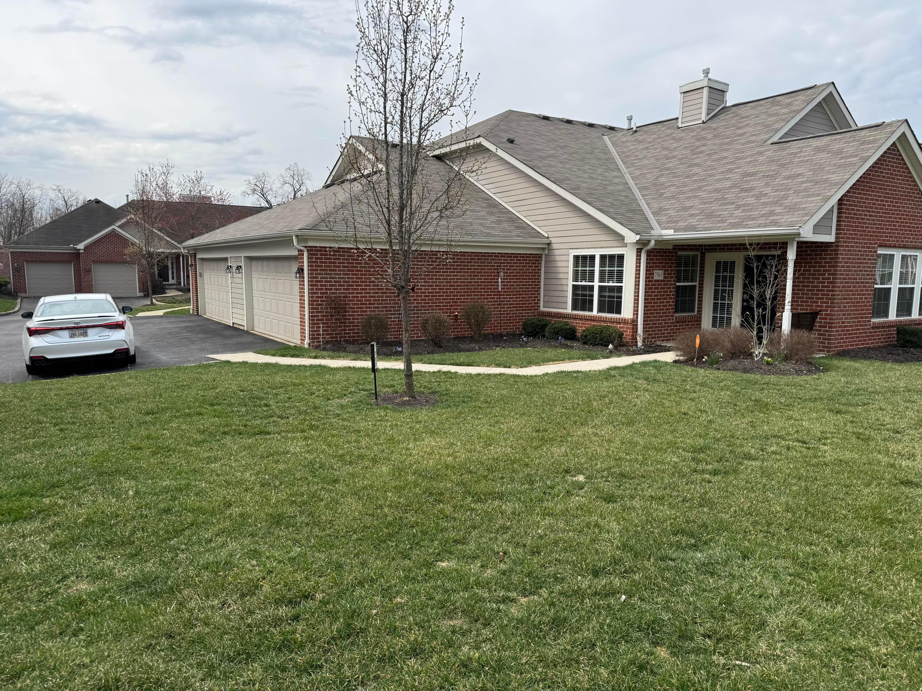 7563 Cherry Brook Drive Property Photo 4