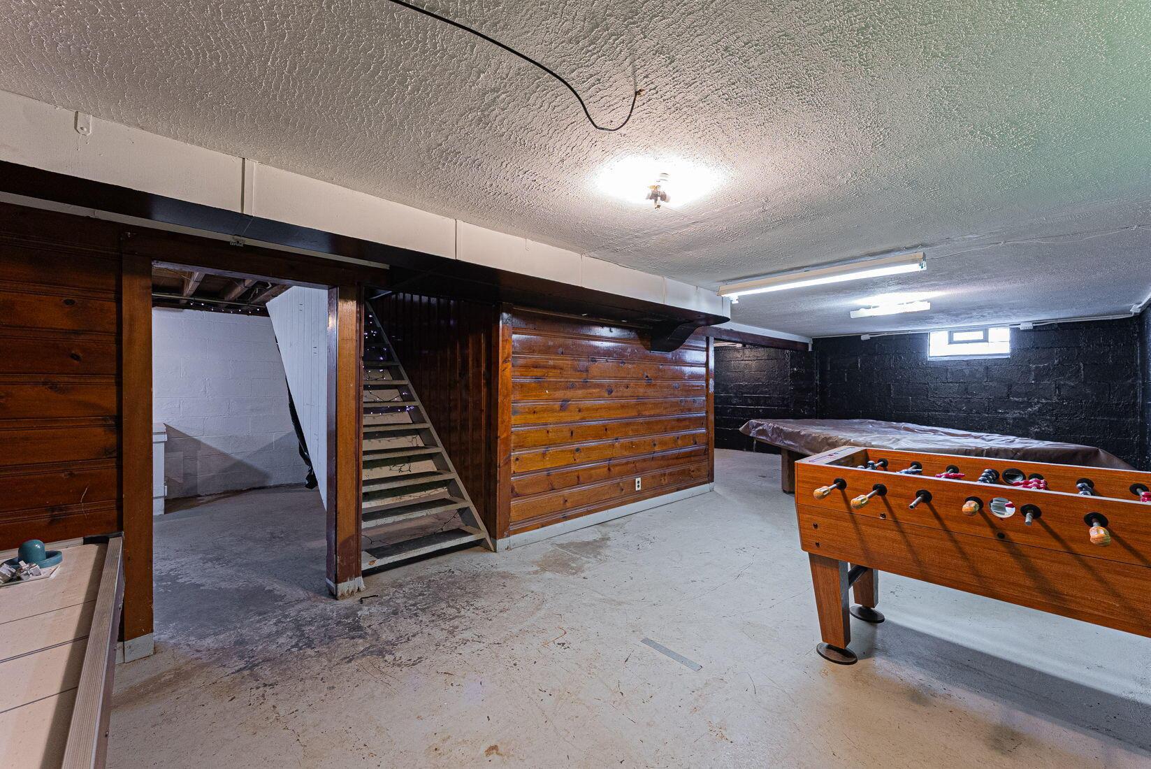 4776 Crocker Road Property Photo 17