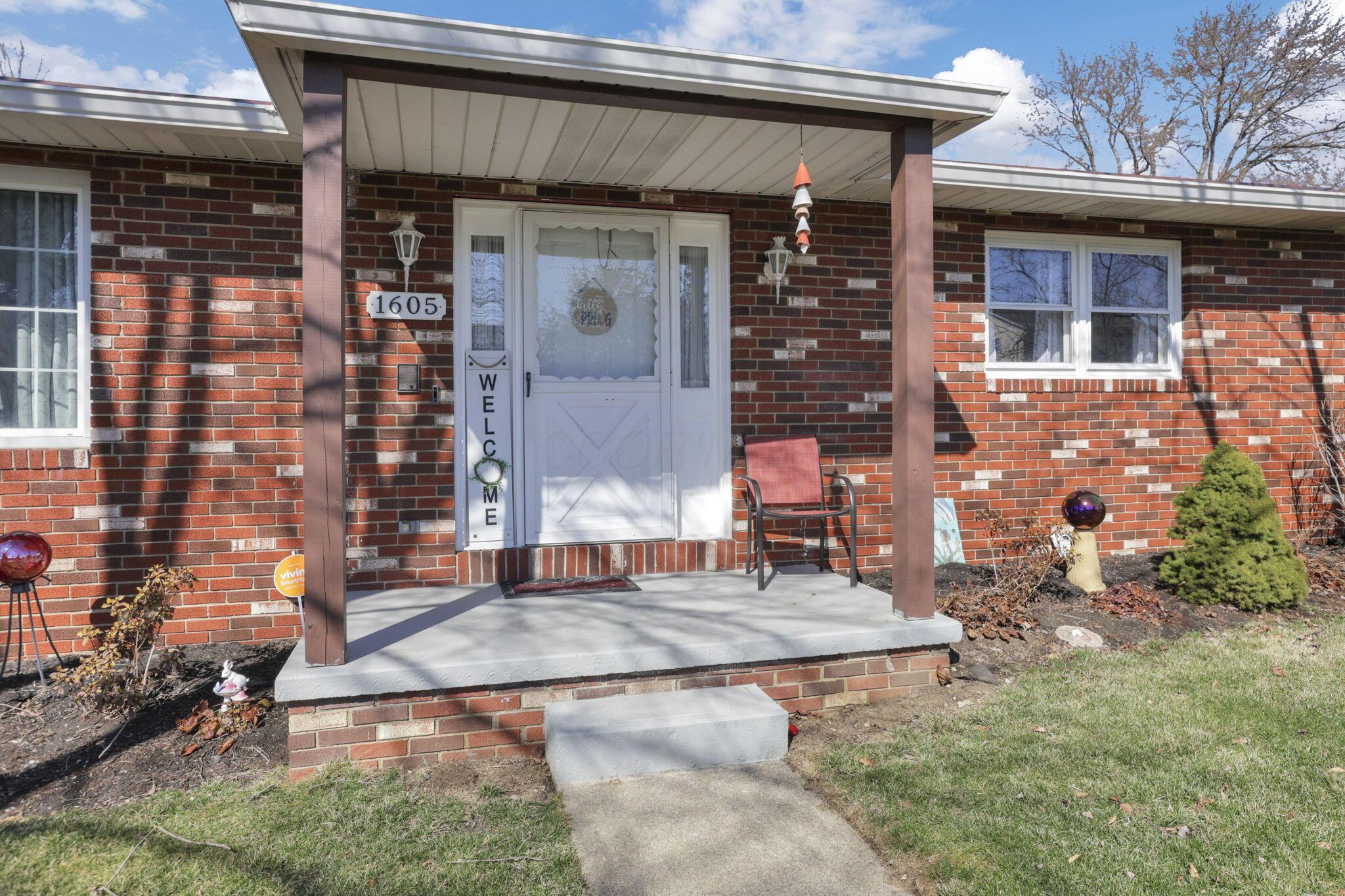 1605 Lexington Drive Property Photo 3