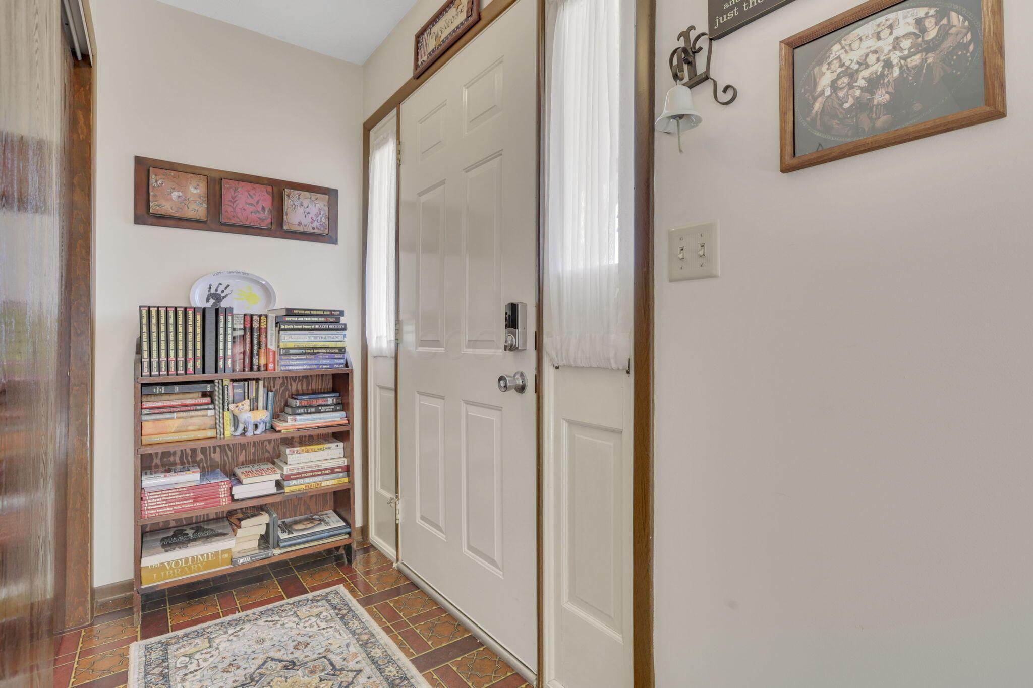 1605 Lexington Drive Property Photo 4