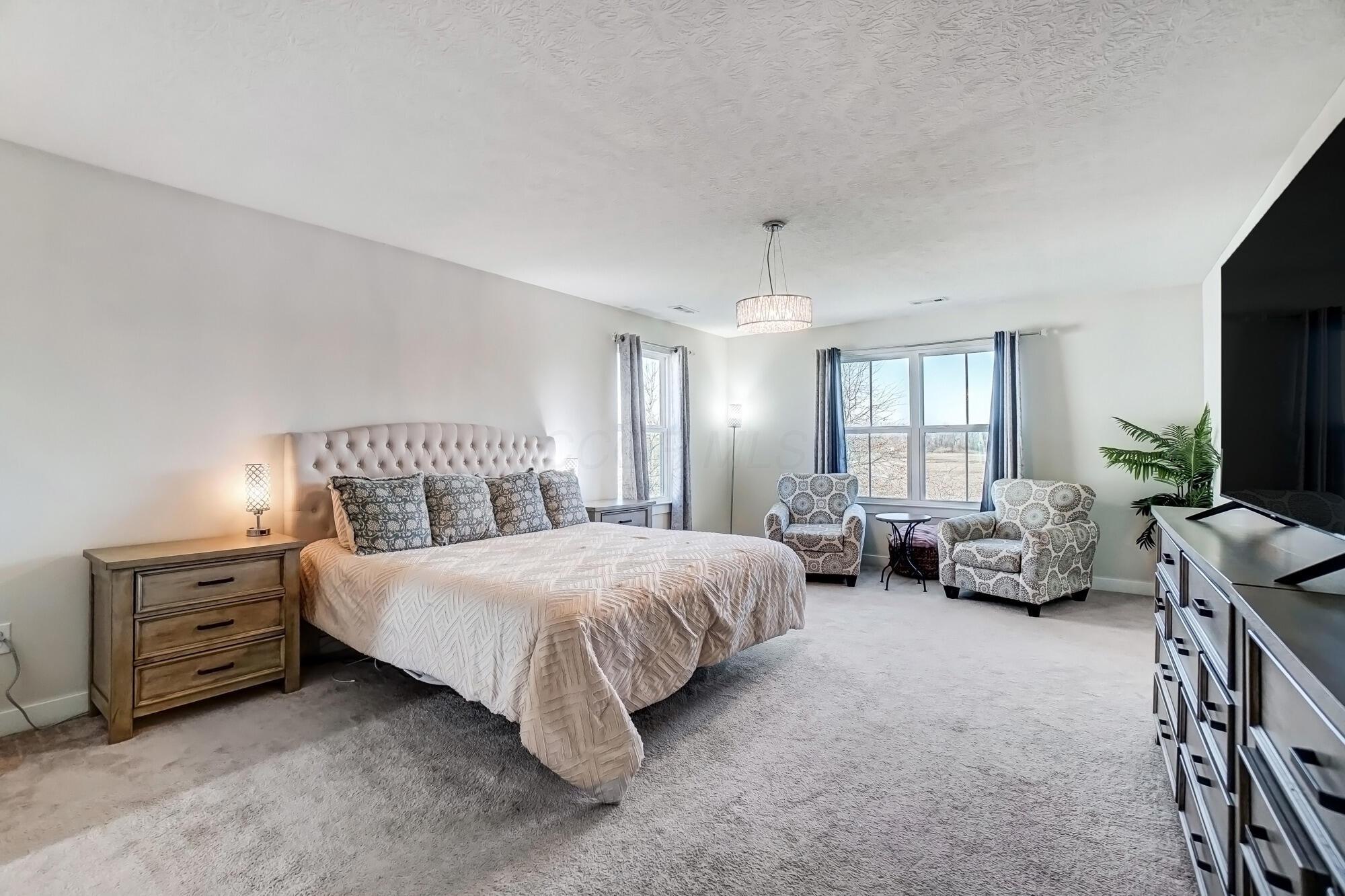 387 Crownover Way Property Photo 14