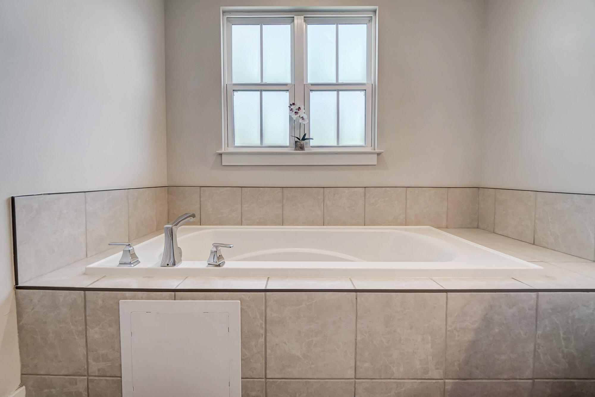 387 Crownover Way Property Photo 16