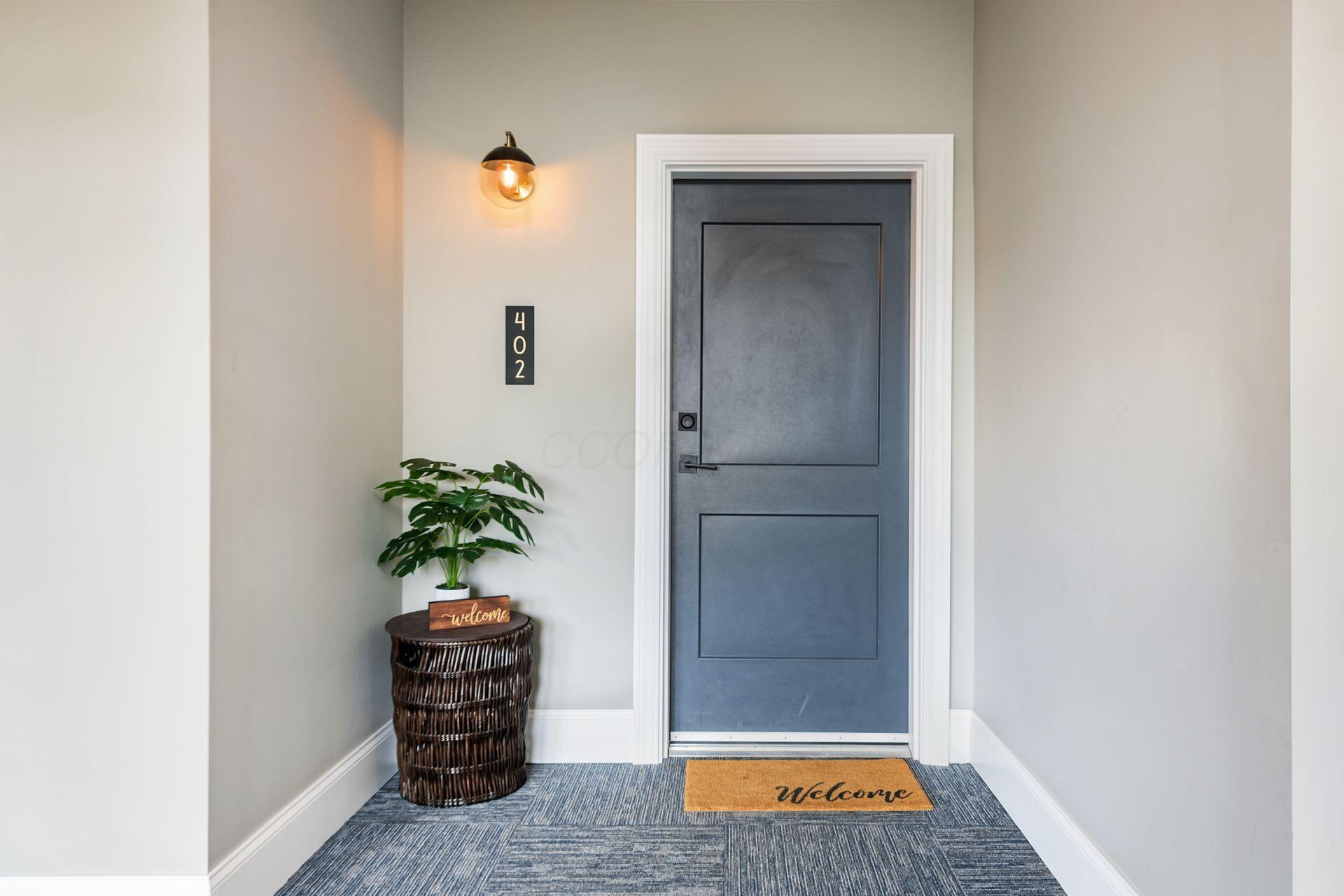 5339 Highpointe Lakes Drive, 402 Property Photo 3