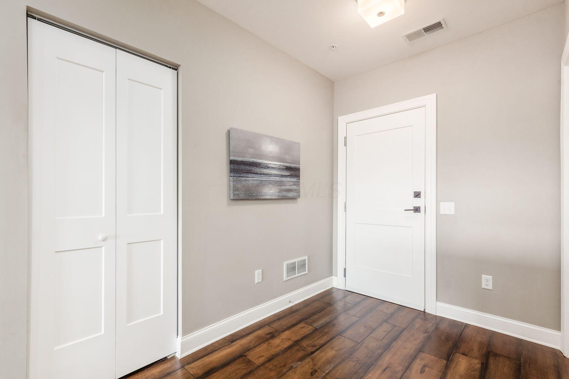 5339 Highpointe Lakes Drive, 402 Property Photo 4