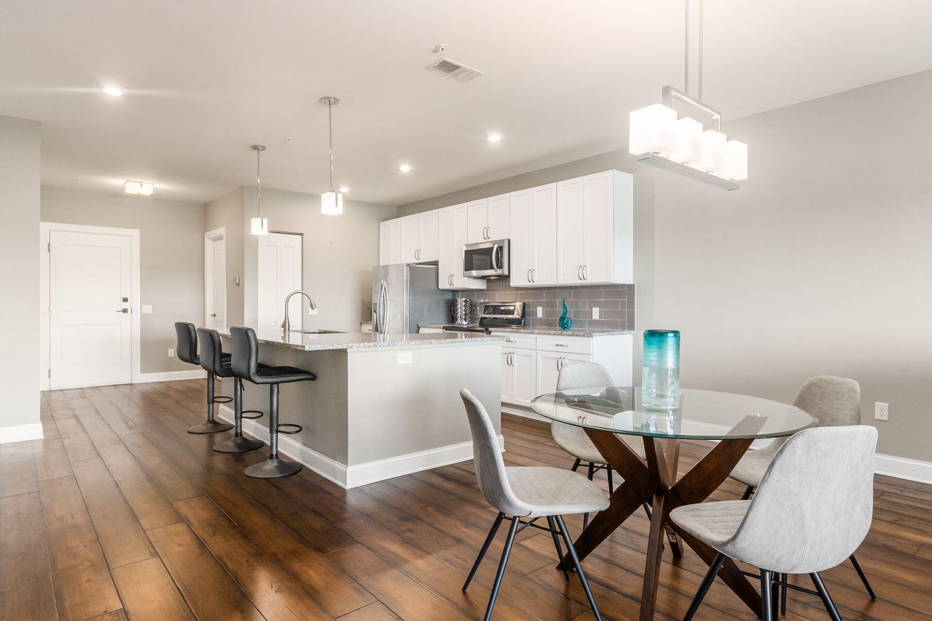 5339 Highpointe Lakes Drive, 402 Property Photo 15