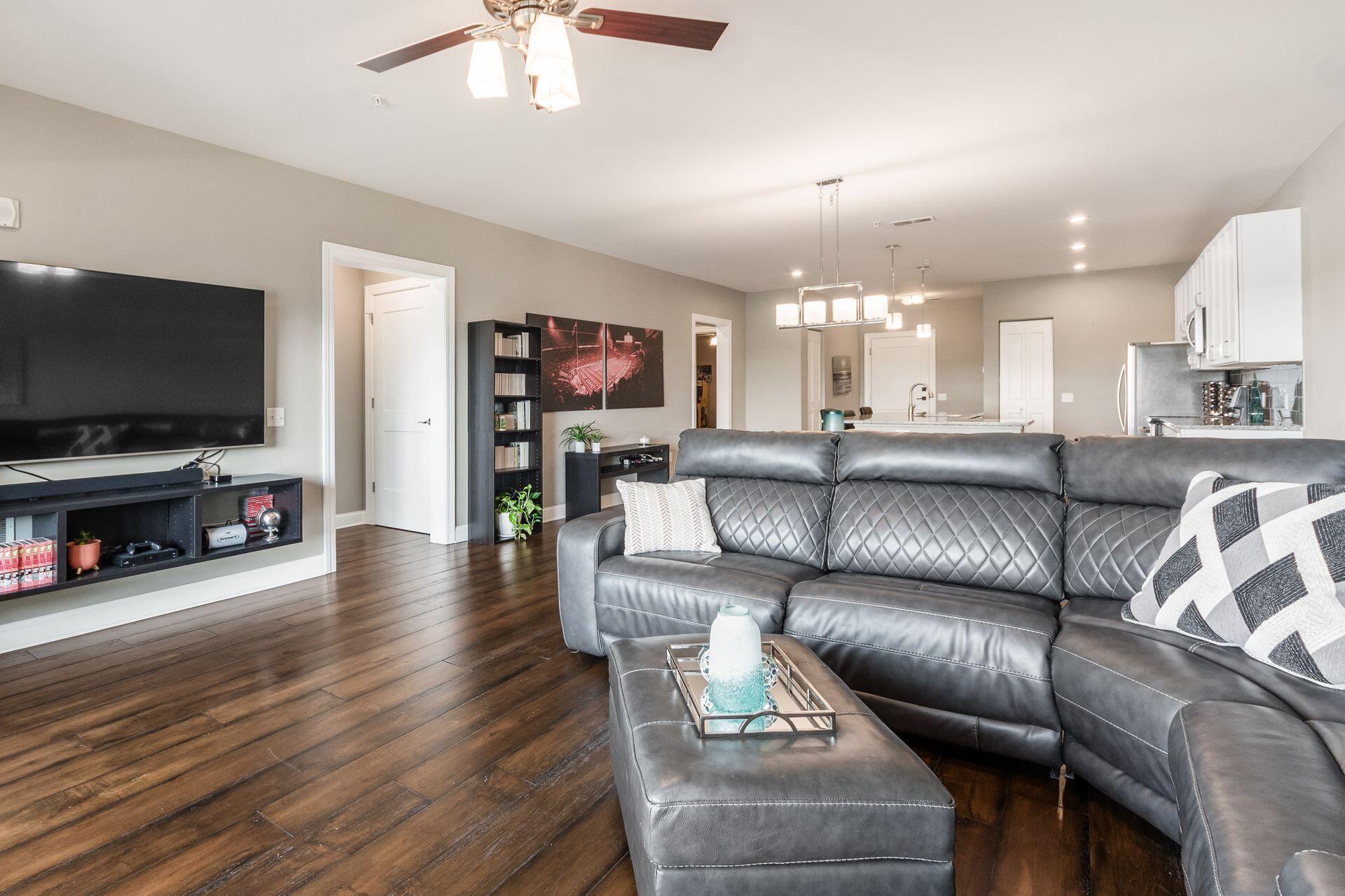 5339 Highpointe Lakes Drive, 402 Property Photo 21