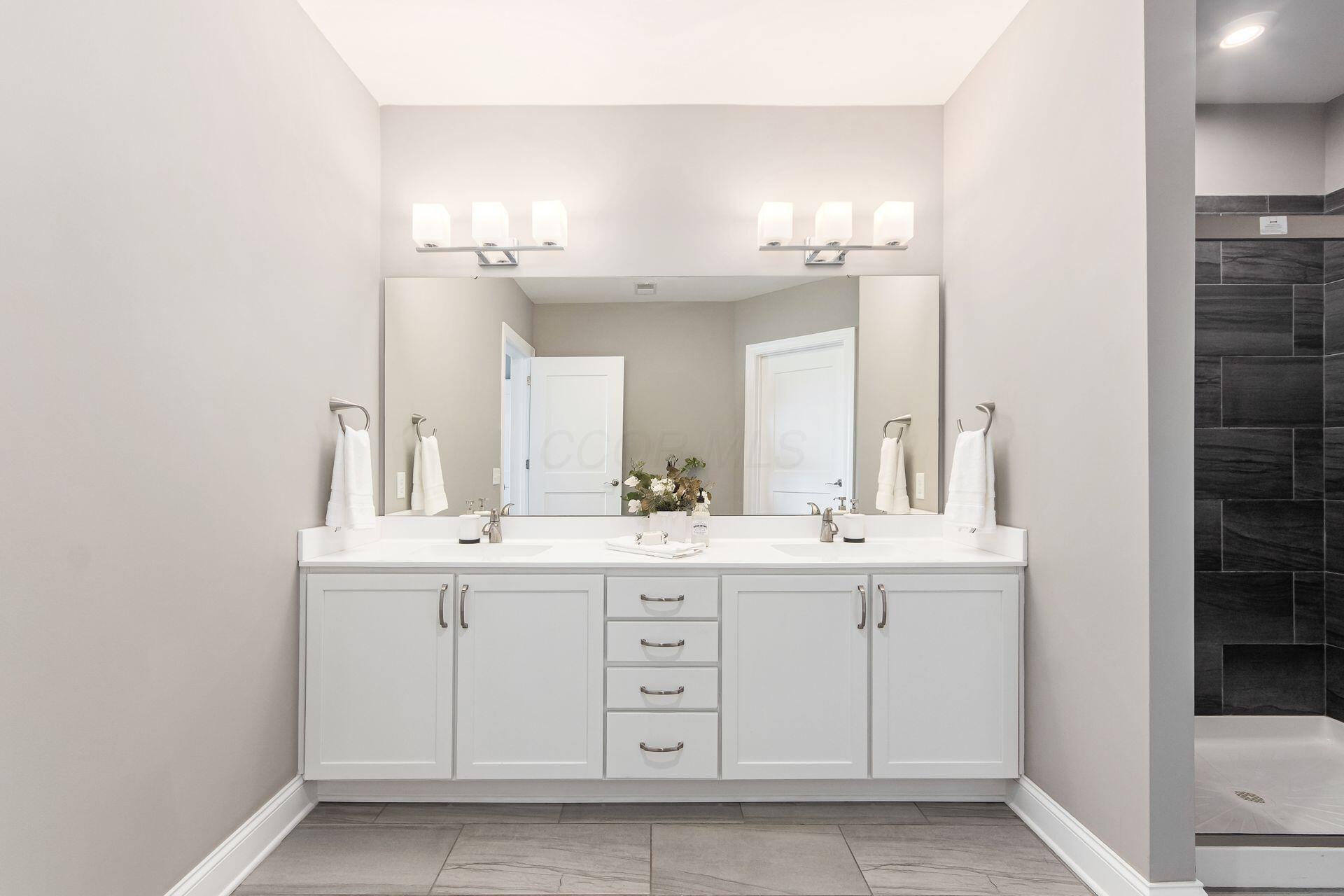 5339 Highpointe Lakes Drive, 402 Property Photo 27