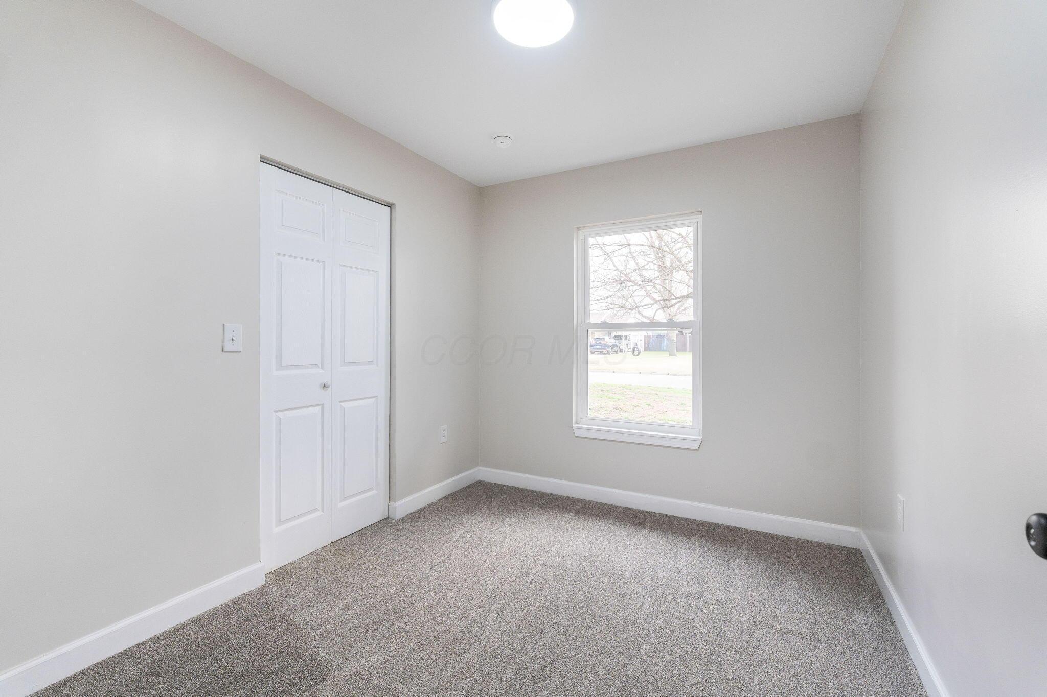 1752 Marsdale Avenue Property Photo 16
