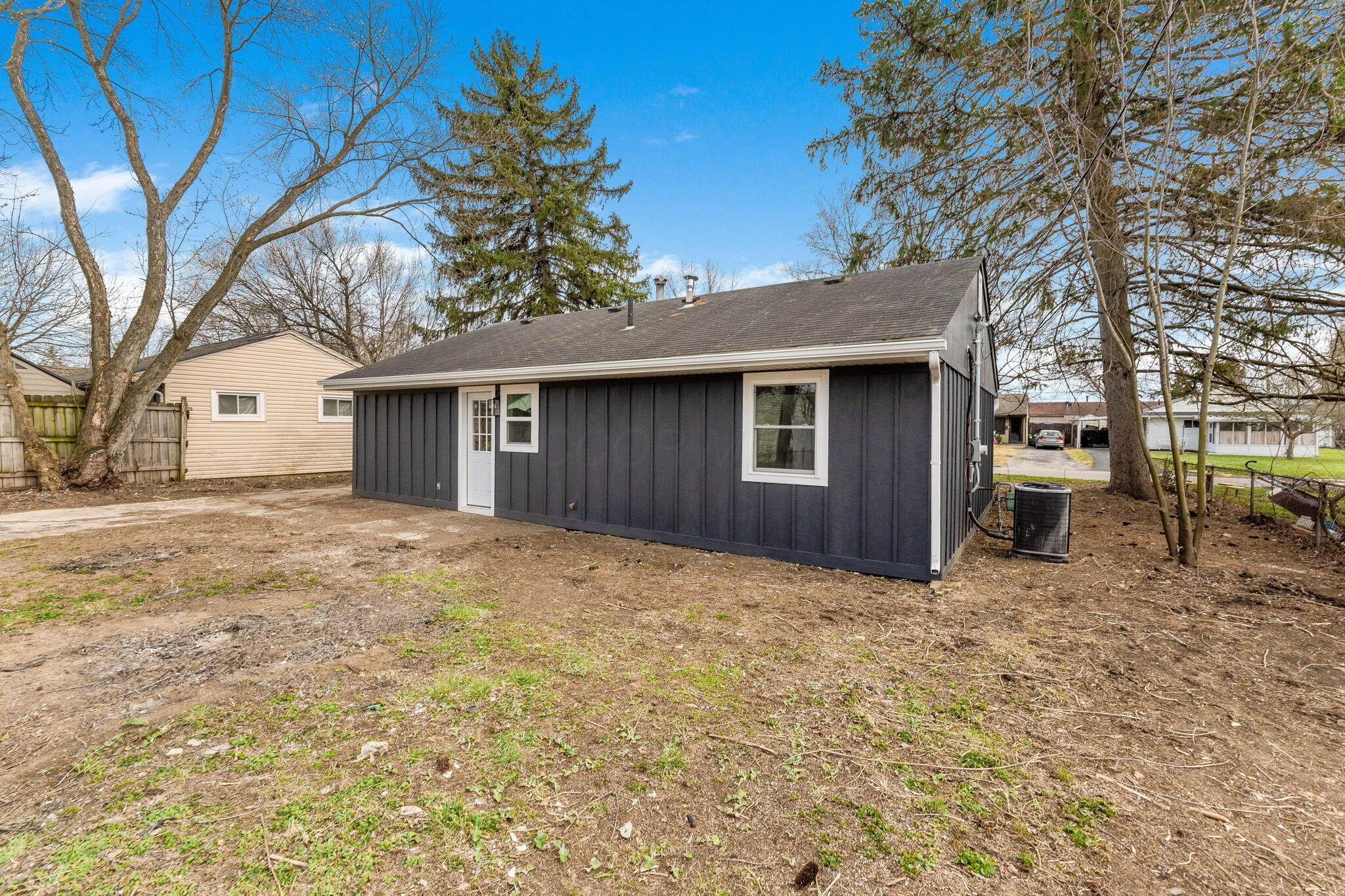 1752 Marsdale Avenue Property Photo 23