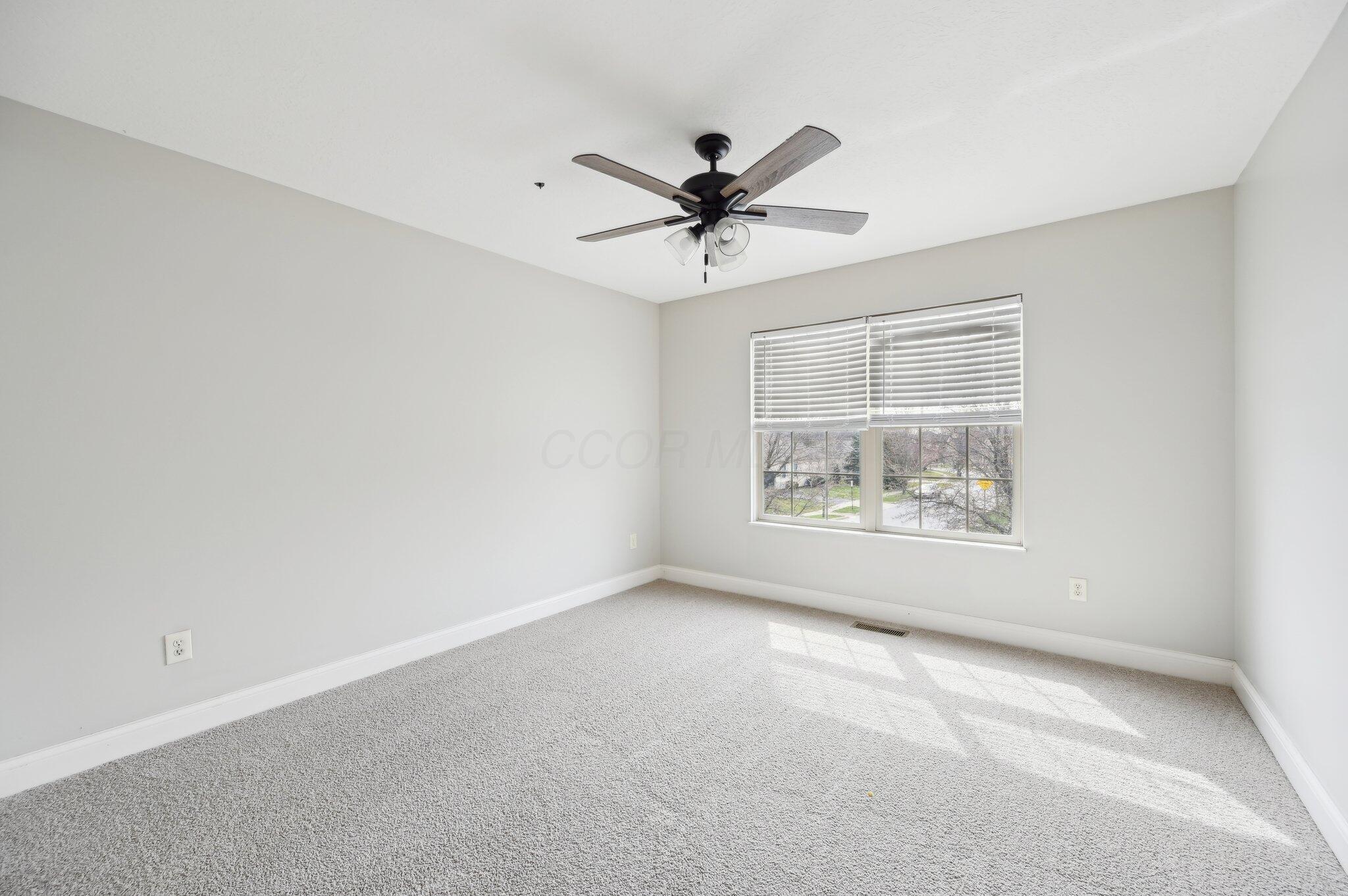 1068 Rutherglen Drive Property Photo 5