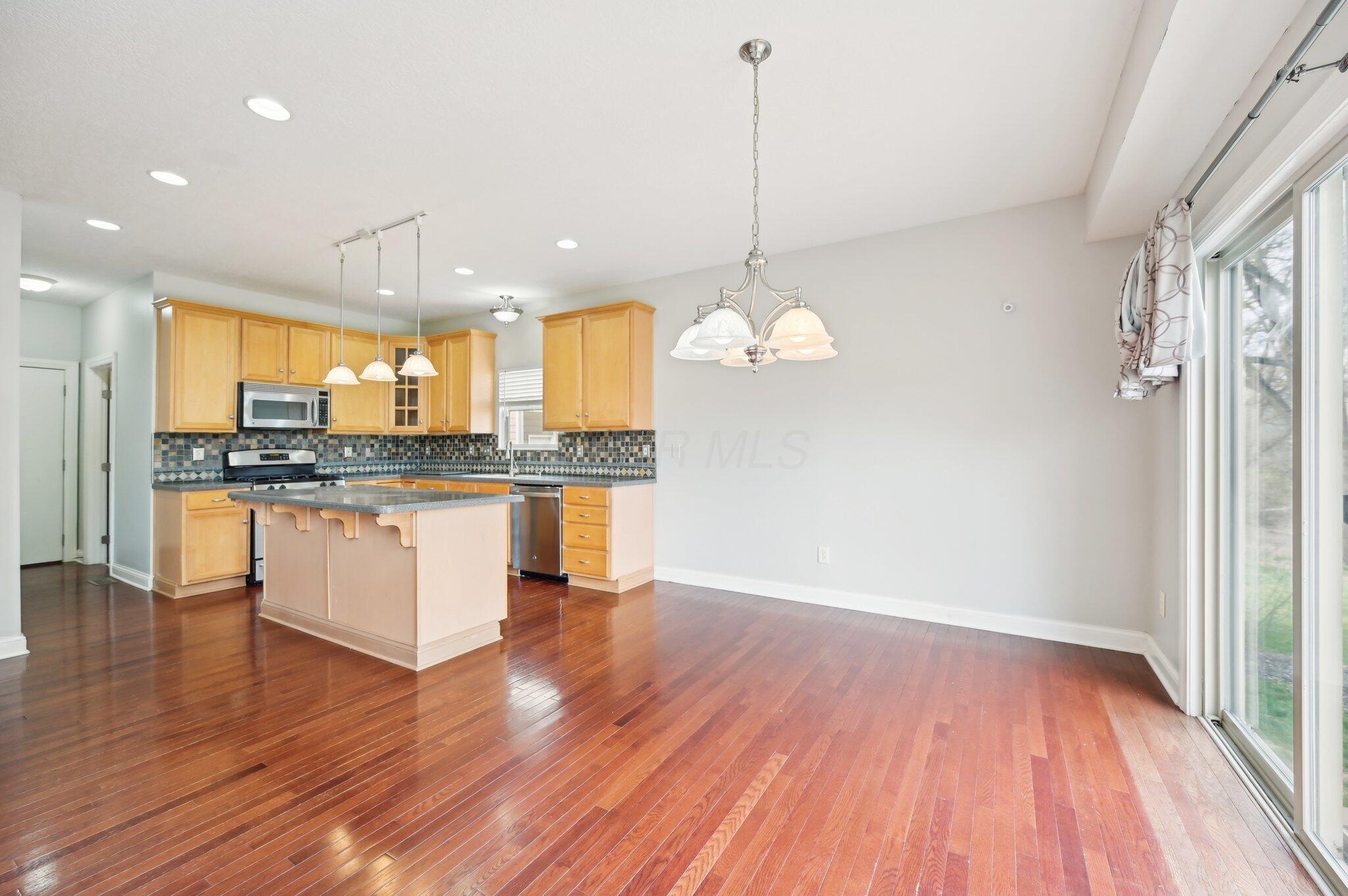 1068 Rutherglen Drive Property Photo 6