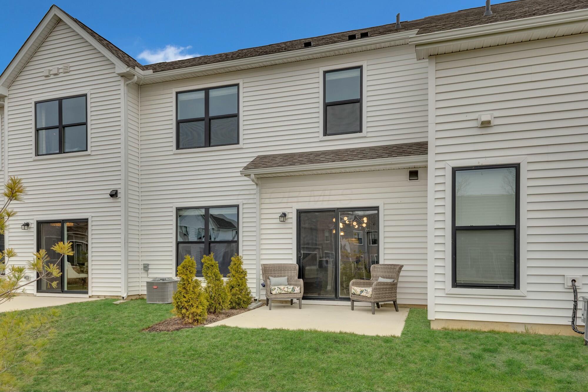 6389 S Hamilton Woods Boulevard S Property Photo 18