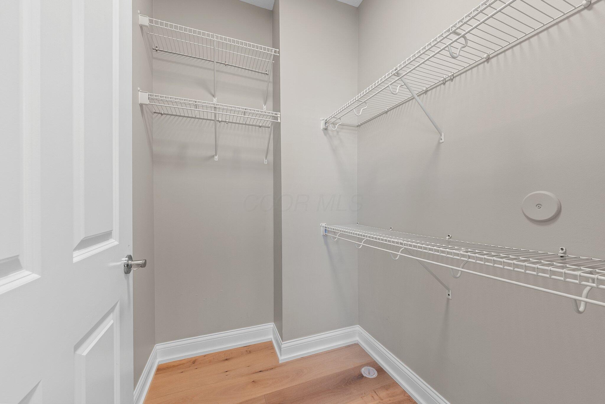 960 Perry Street, 301 Property Photo 21
