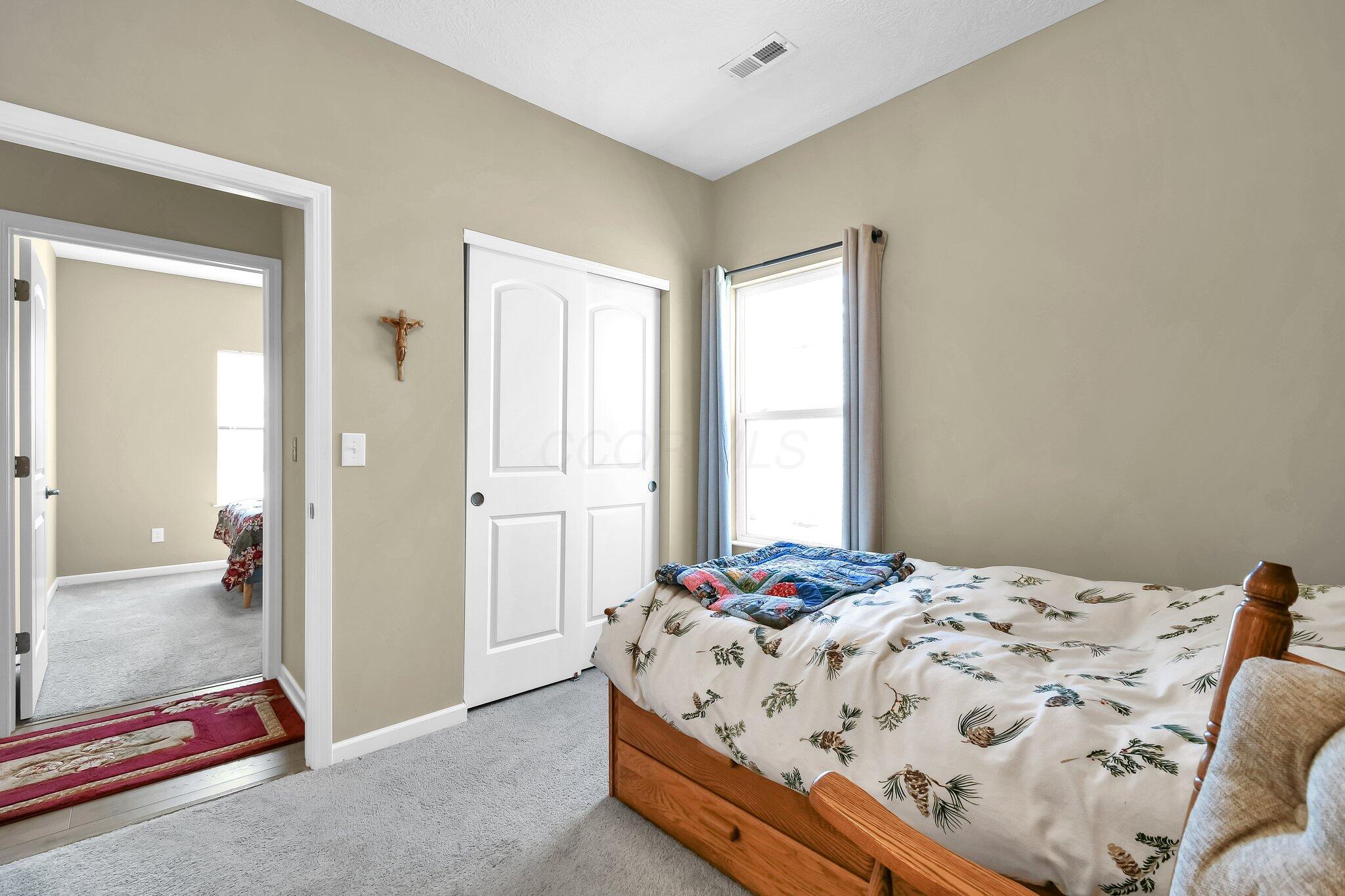 334 Mannaseh Drive W Property Photo 25