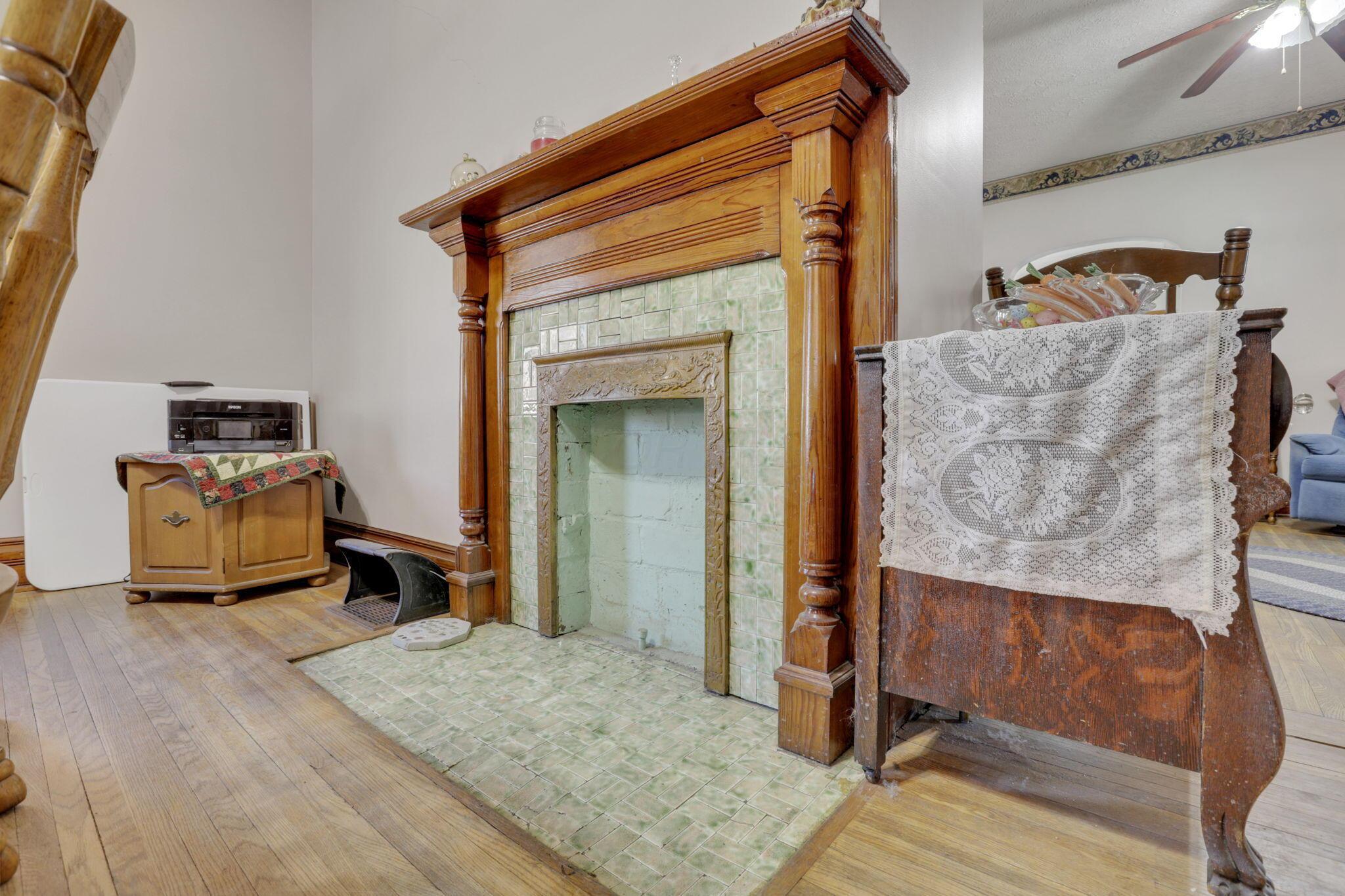 304 S Maple Street Property Photo 11