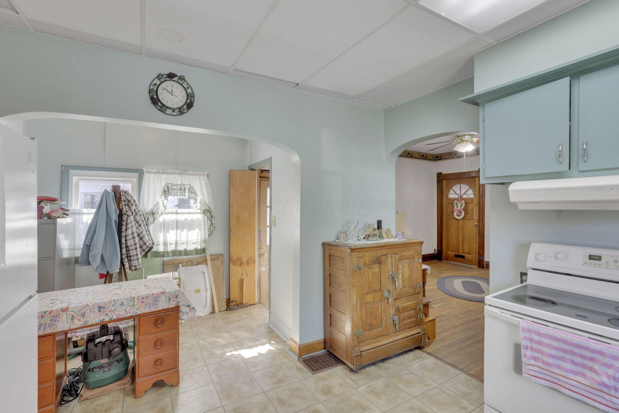 304 S Maple Street Property Photo 18