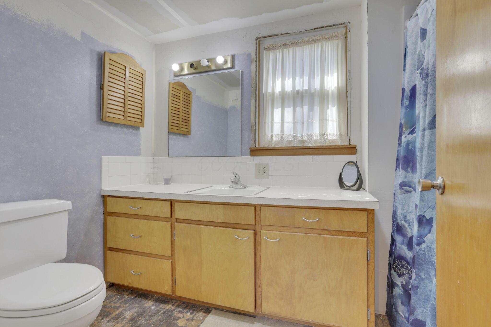 304 S Maple Street Property Photo 27