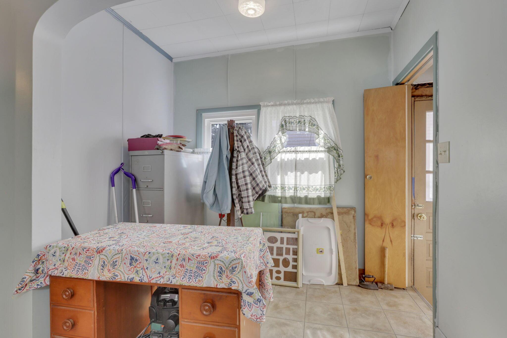 304 S Maple Street Property Photo 29