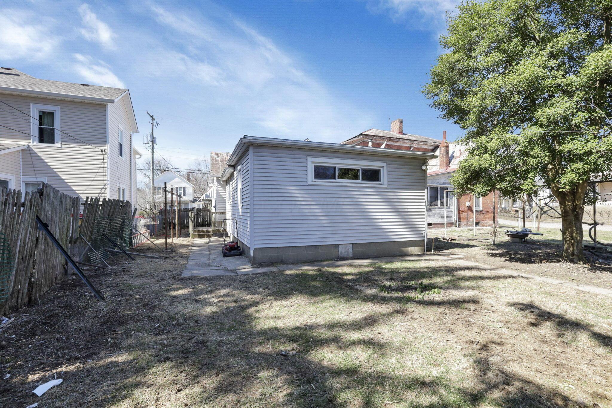 304 S Maple Street Property Photo 34