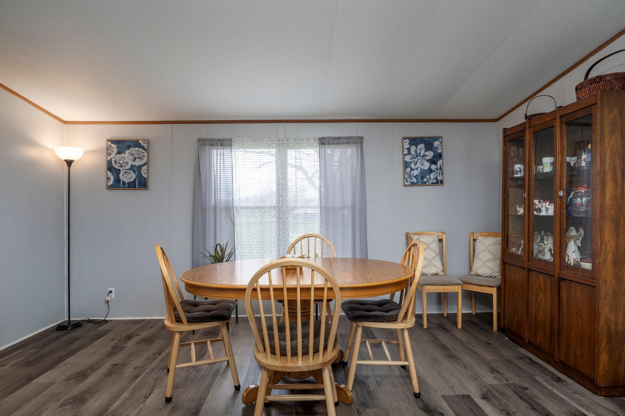 8095 Fall Creek Road Property Photo 9