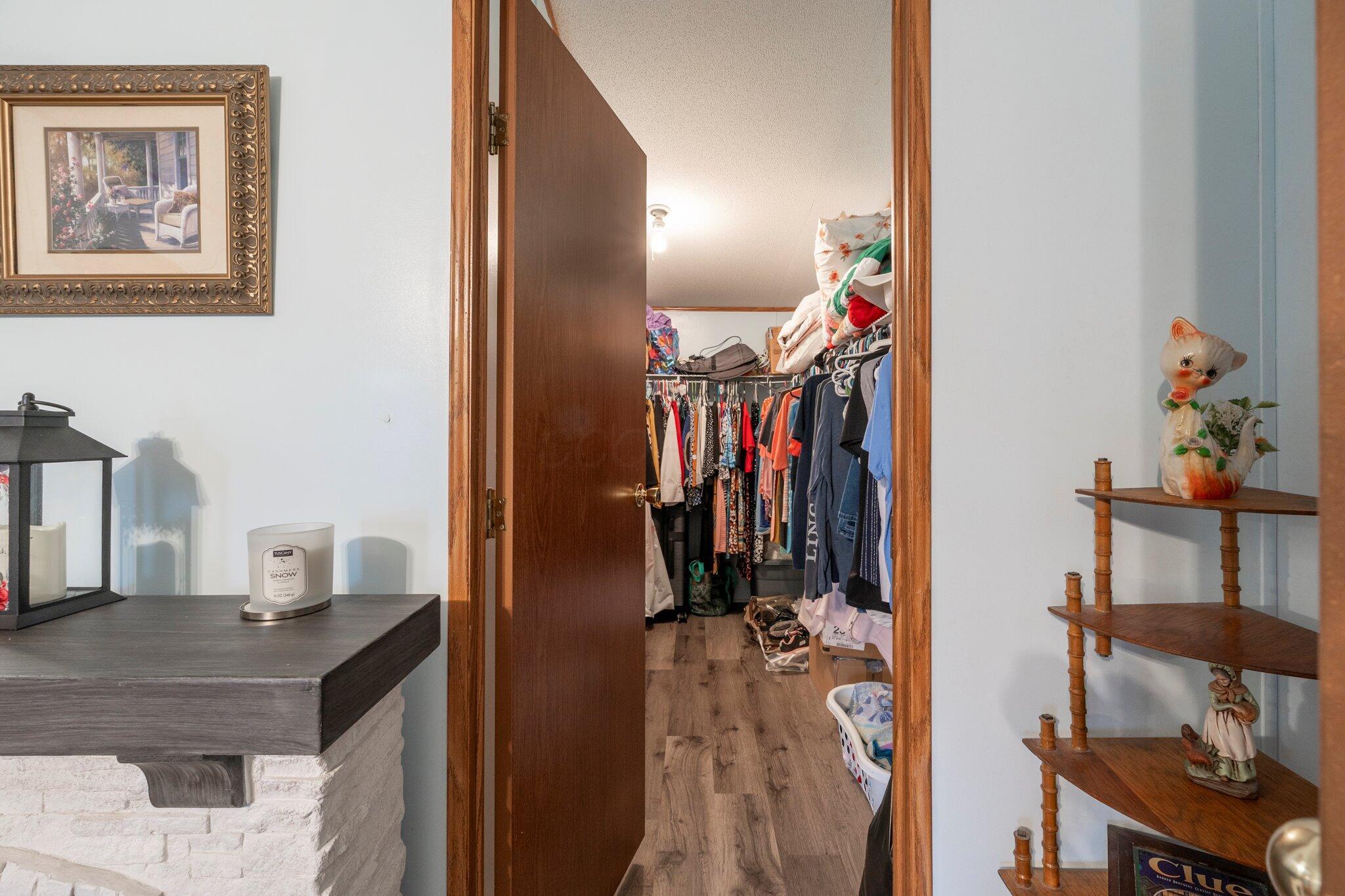 8095 Fall Creek Road Property Photo 22