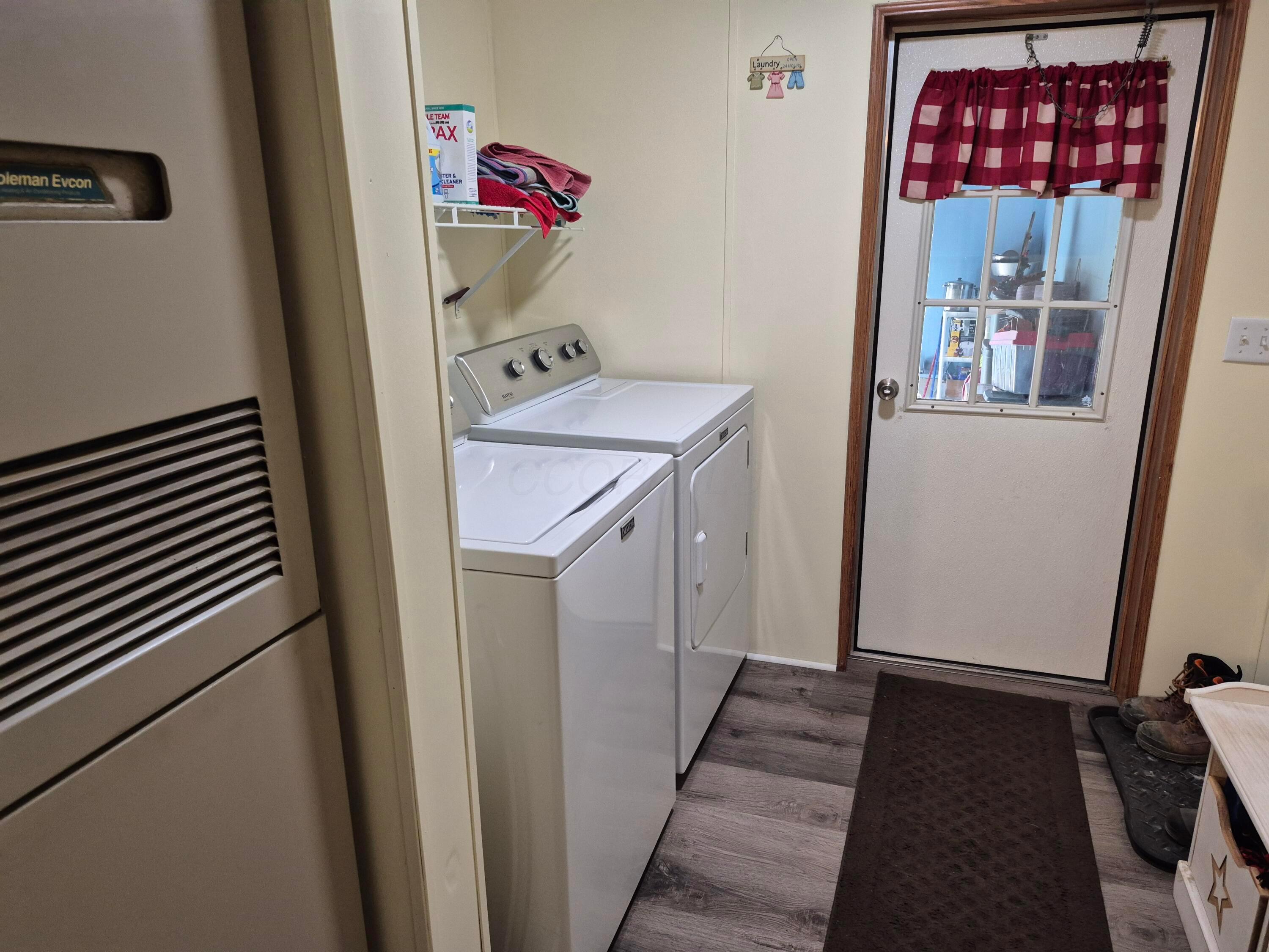 8095 Fall Creek Road Property Photo 31