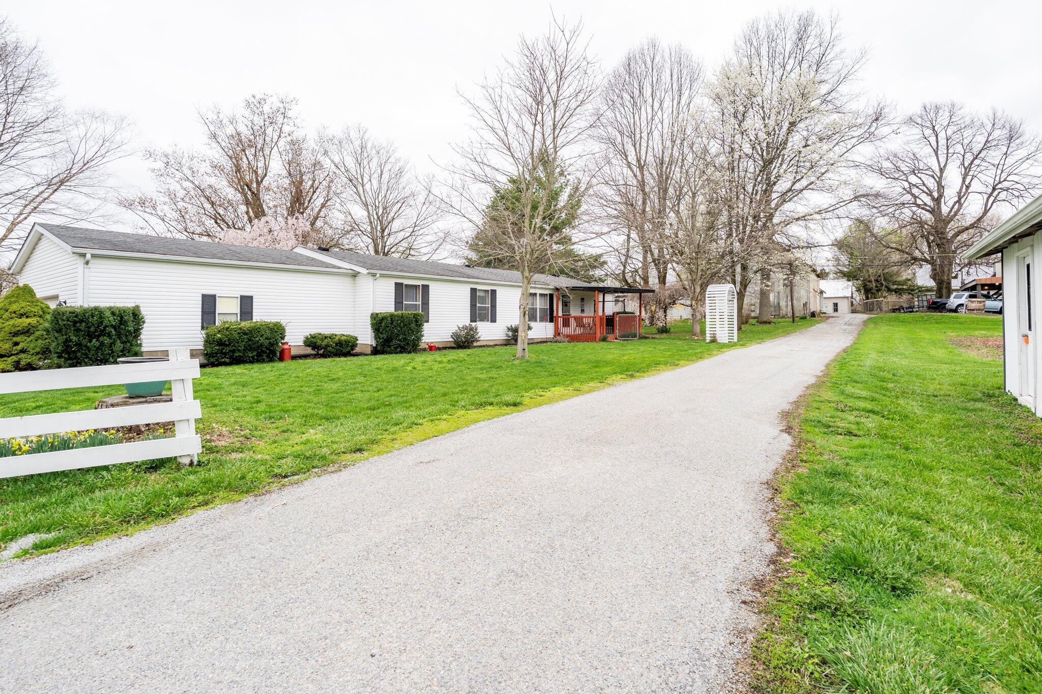 8095 Fall Creek Road Property Photo 33