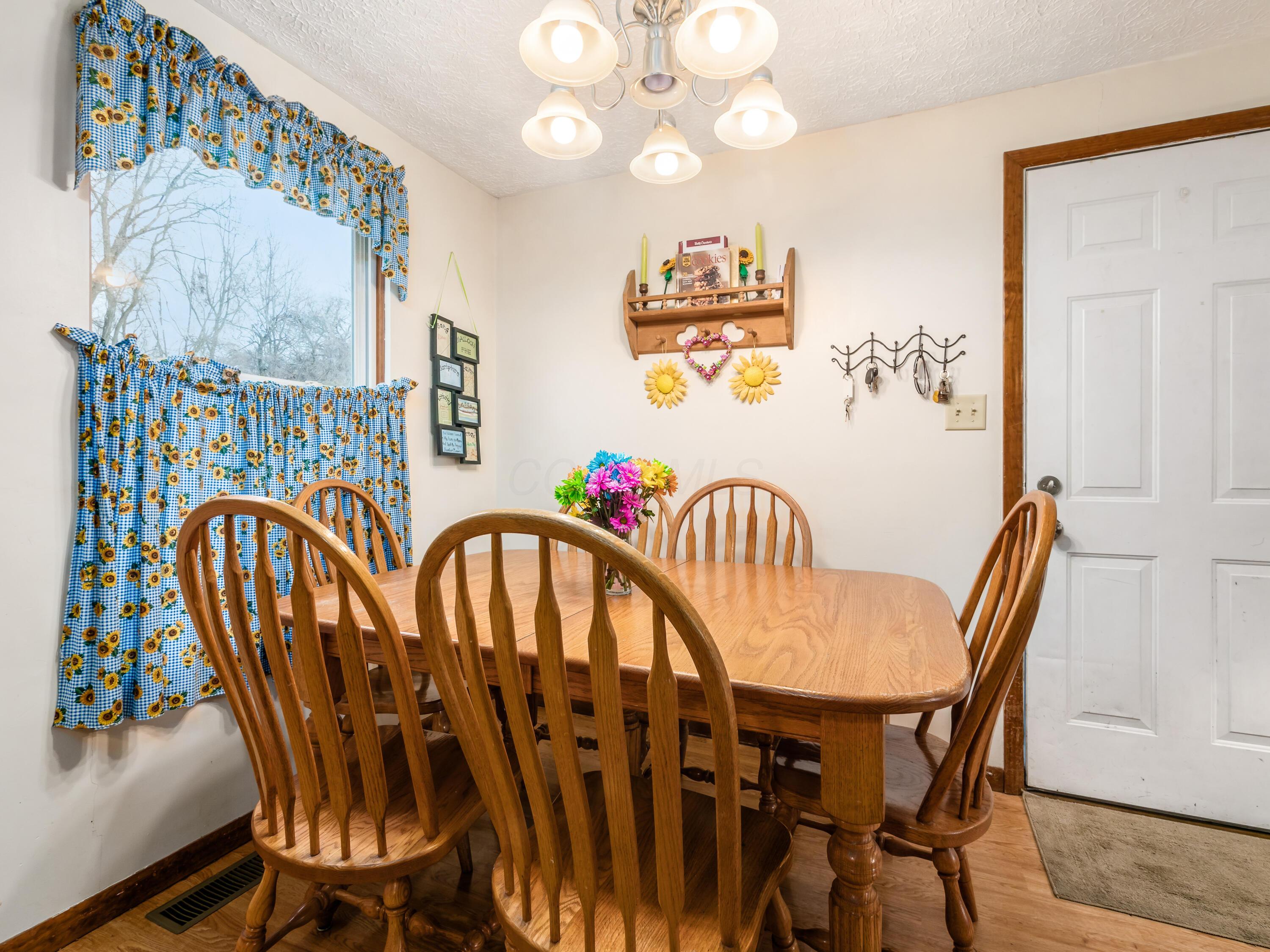 1538 Willow View Drive Property Photo 10