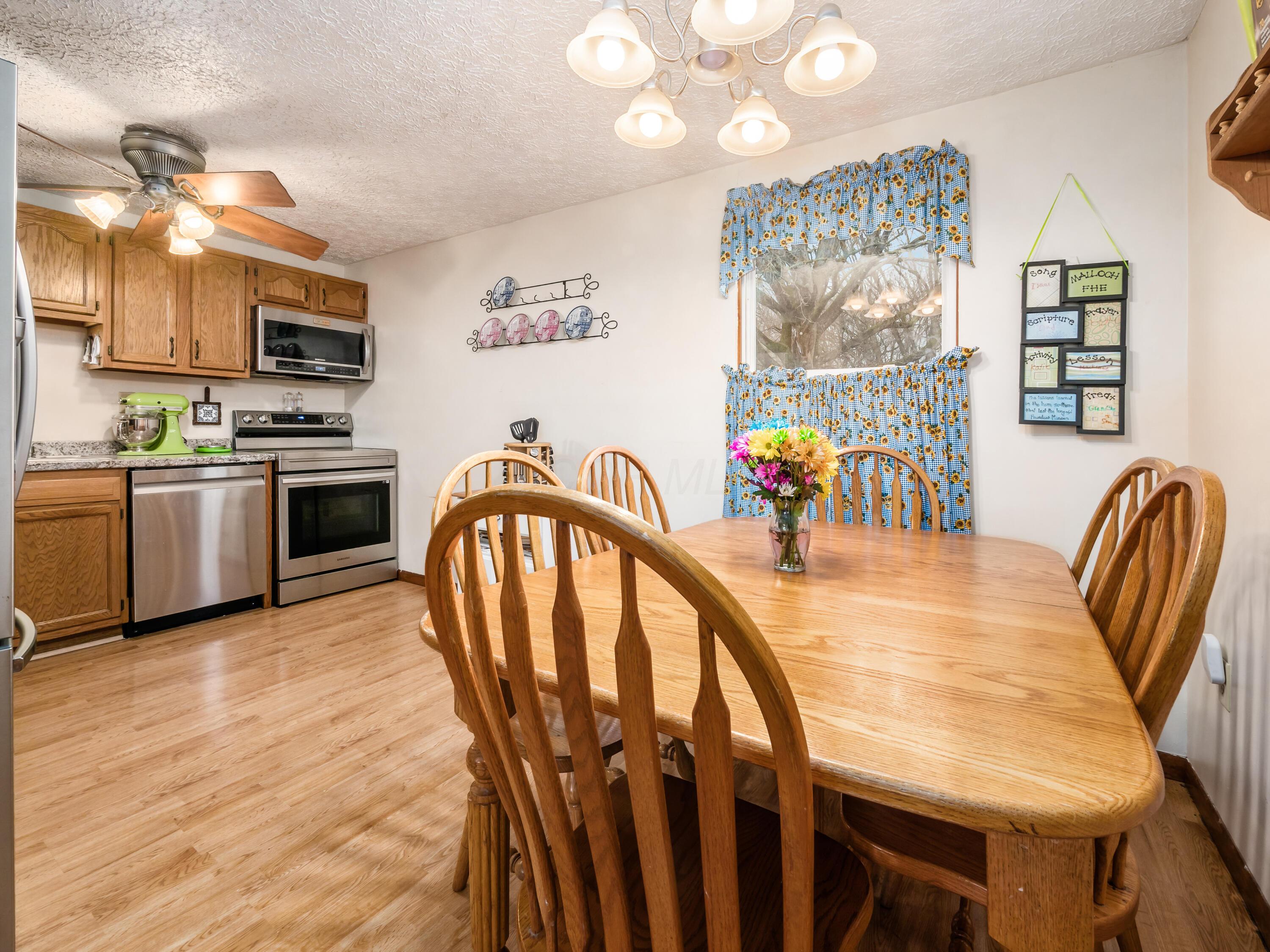 1538 Willow View Drive Property Photo 11
