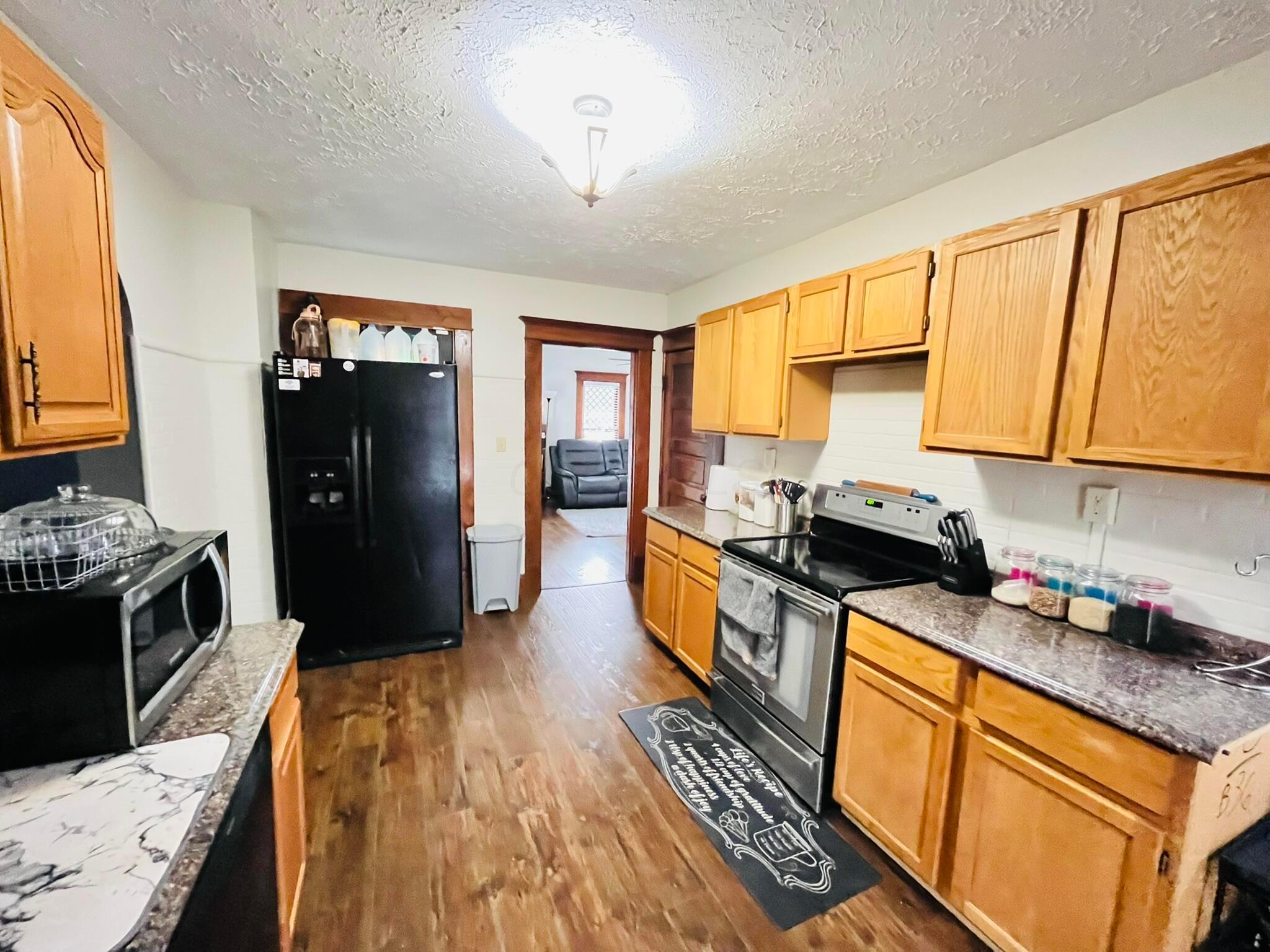 72 South Street Property Photo 12