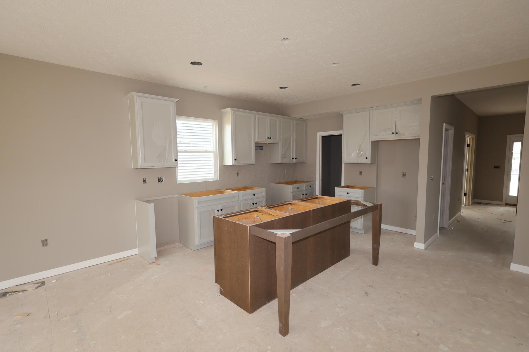 3534 Crimson Stone Drive Property Photo 4