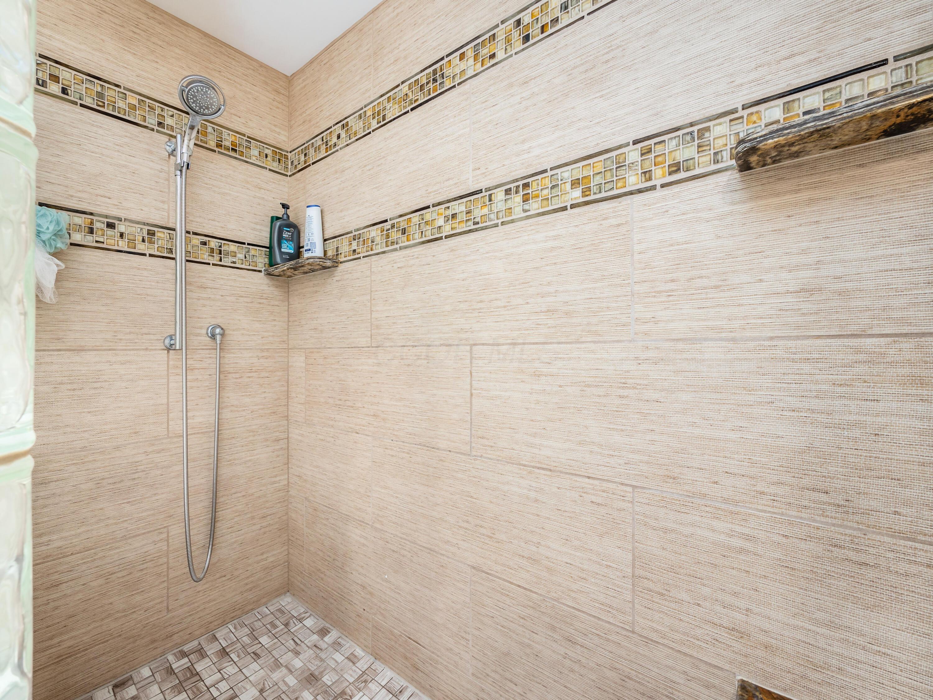 851 Noe Bixby Road Property Photo 28