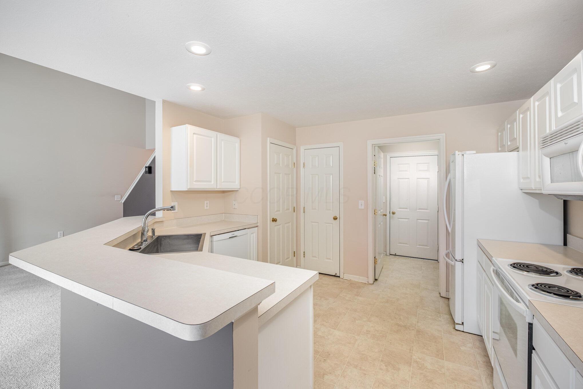 5145 Vinings Boulevard, B Property Photo 19